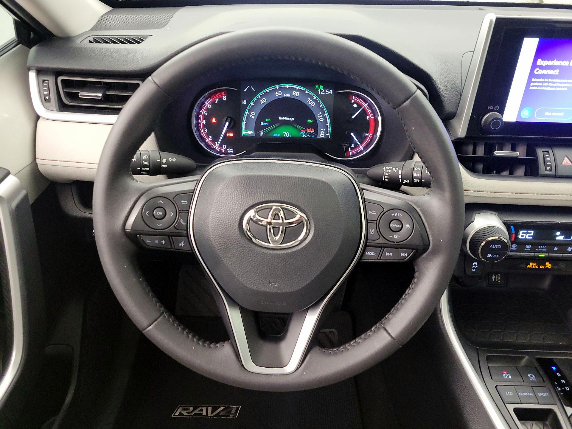 Thumbnail: 2024 Toyota RAV4 - 10