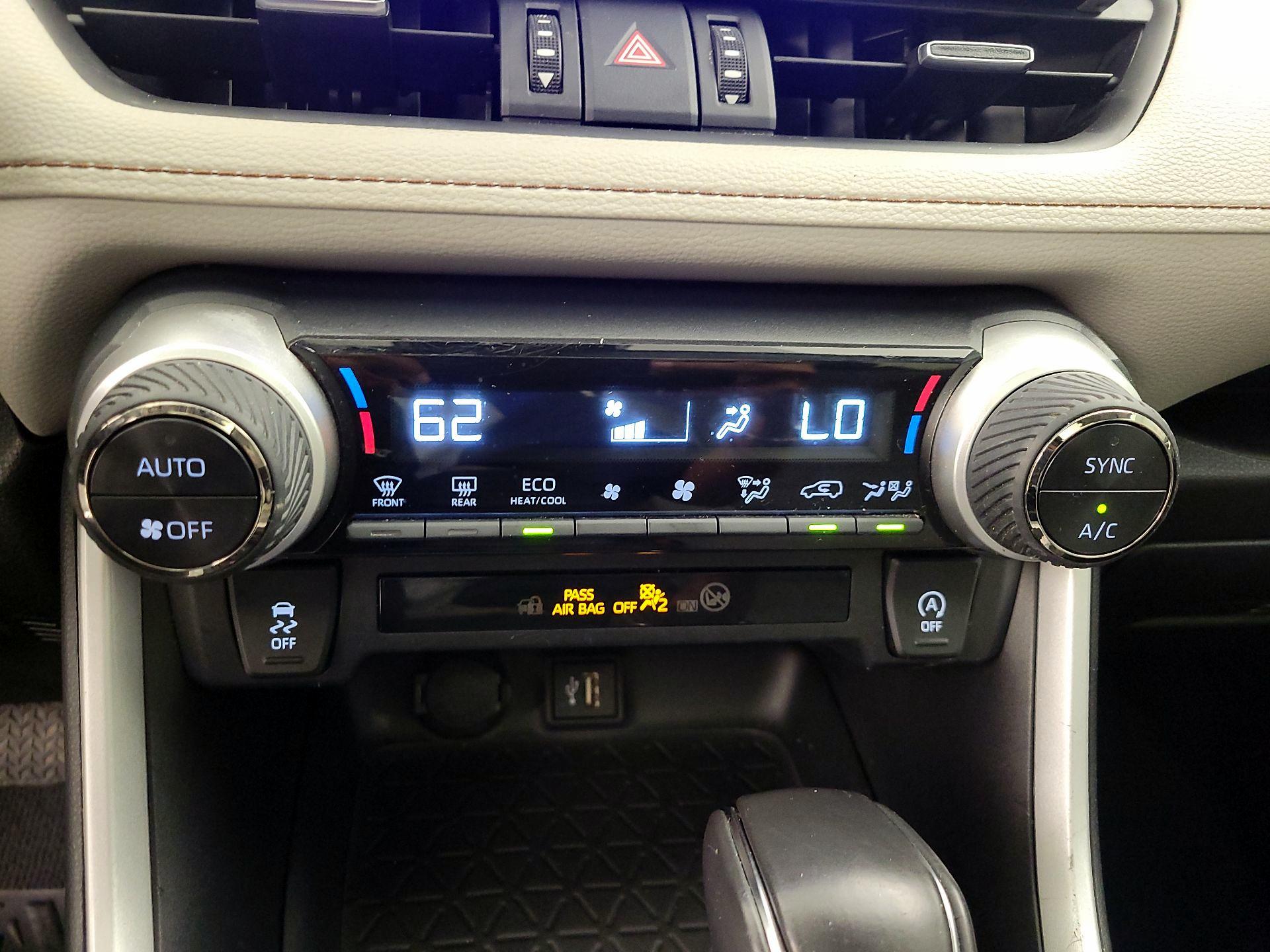 Thumbnail: 2024 Toyota RAV4 - 16