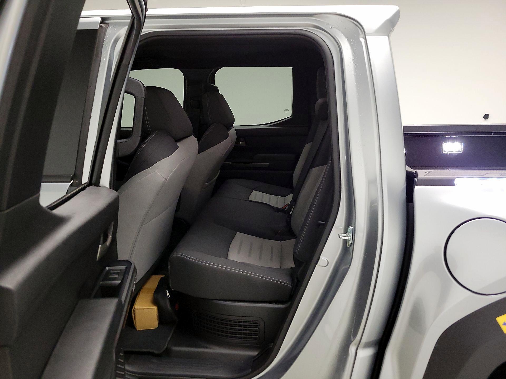 Thumbnail: 2025 Toyota Tacoma - 18