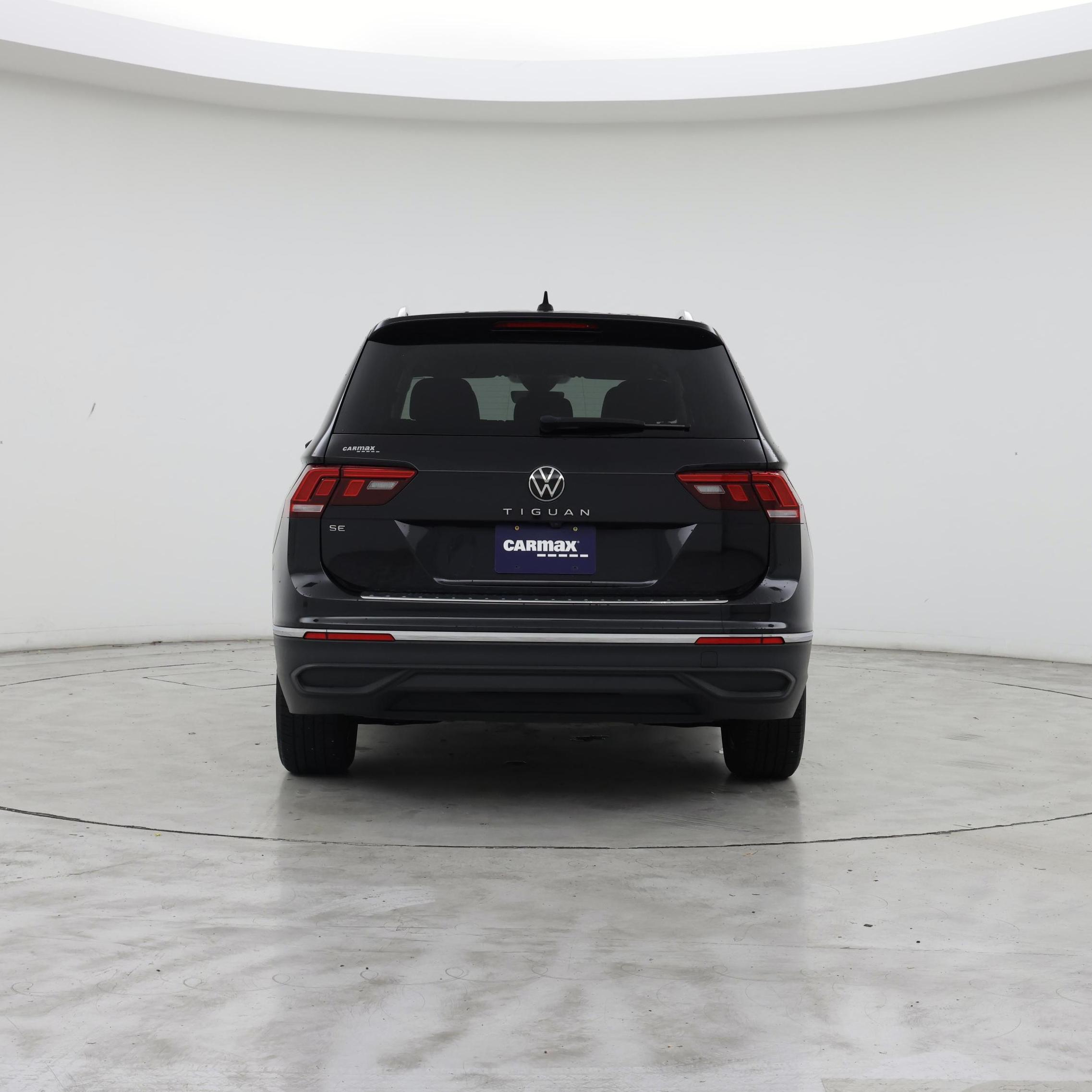 Thumbnail: 2023 Volkswagen Tiguan - 6