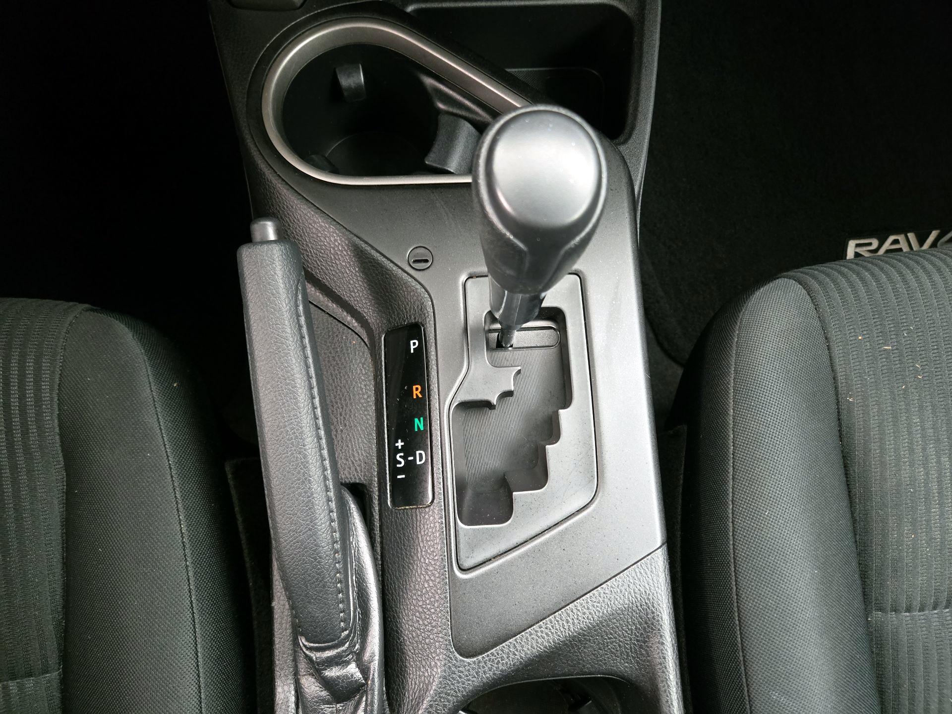 Thumbnail: 2016 Toyota RAV4 - 17