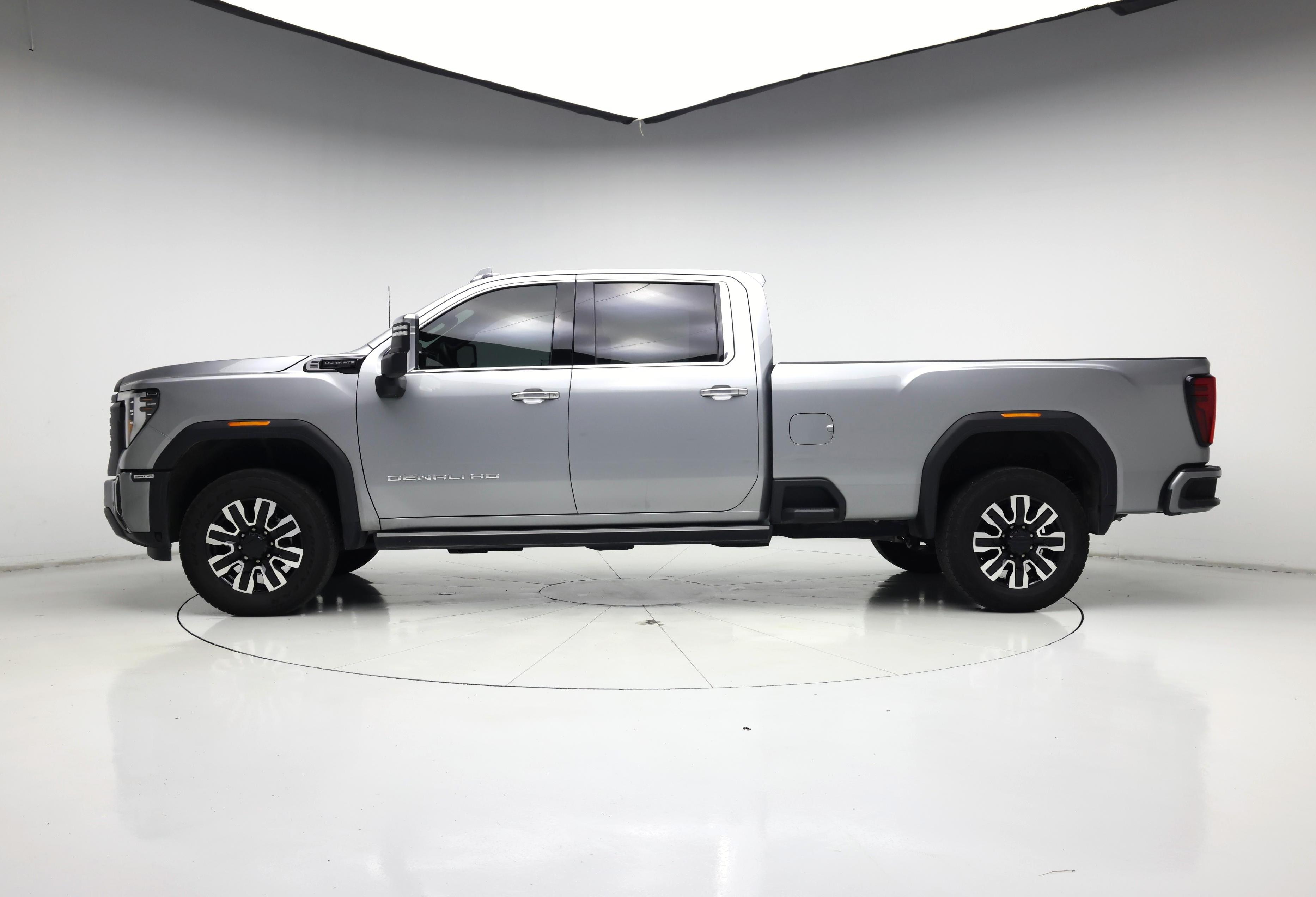 Thumbnail: 2025 GMC Sierra 3500 - 3