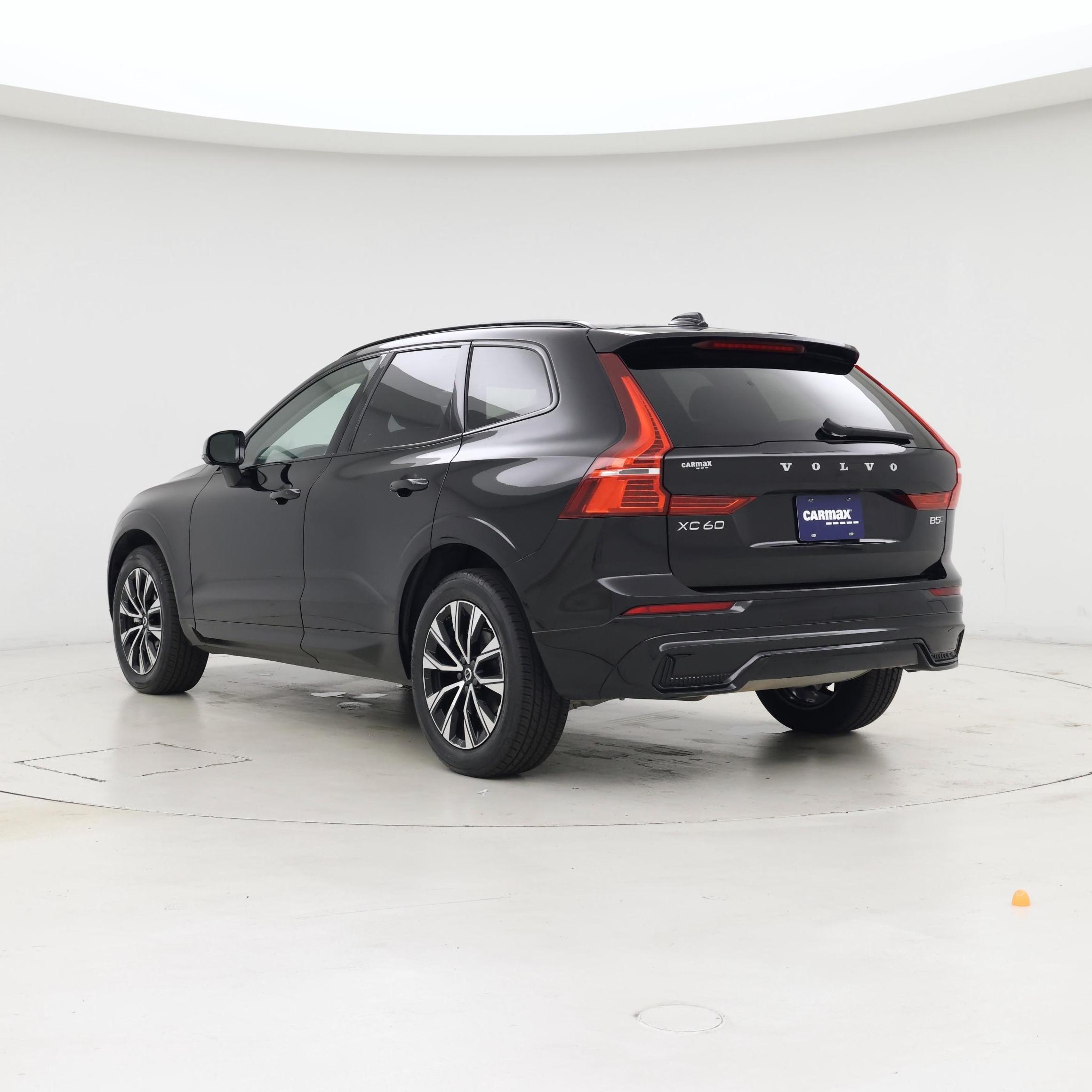 Thumbnail: 2025 Volvo XC60 - 2