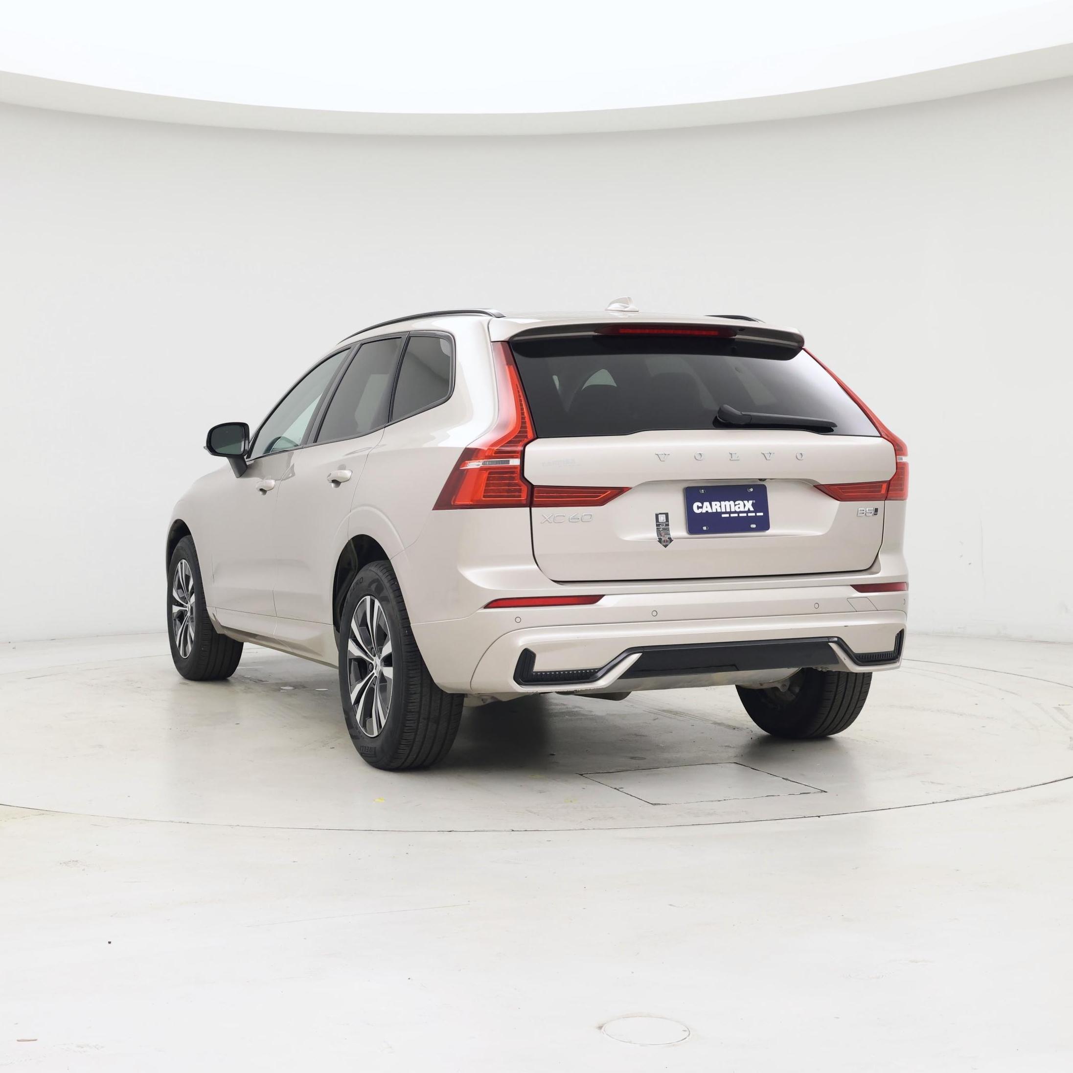 Thumbnail: 2025 Volvo XC60 - 2