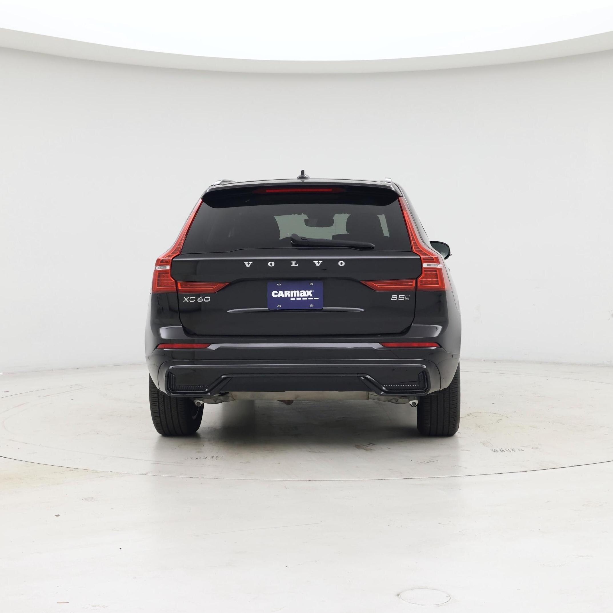 Thumbnail: 2025 Volvo XC60 - 6