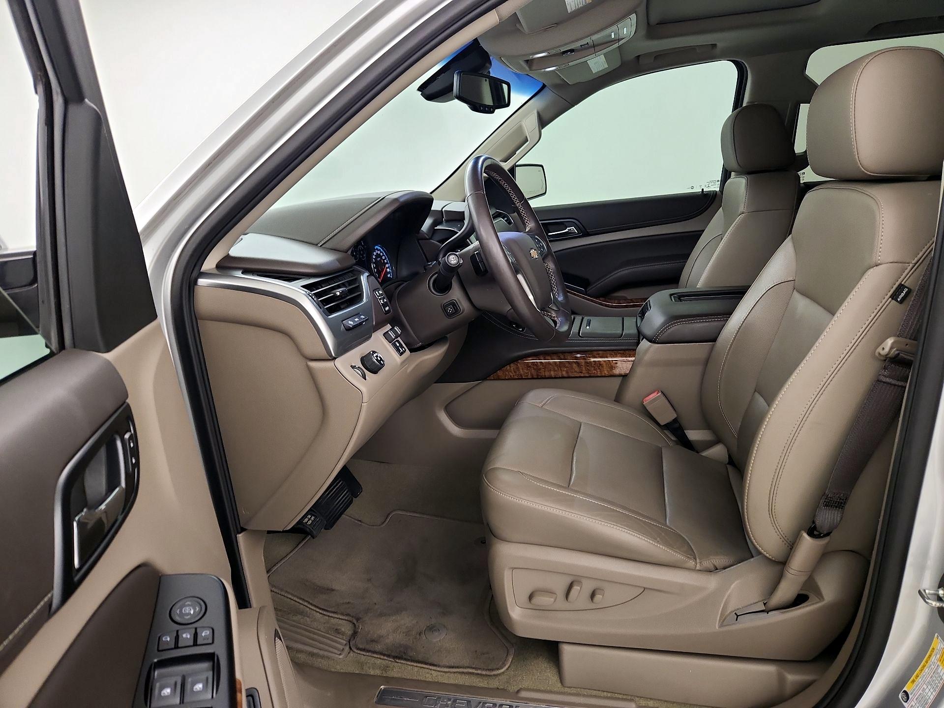Thumbnail: 2018 Chevrolet Suburban - 11