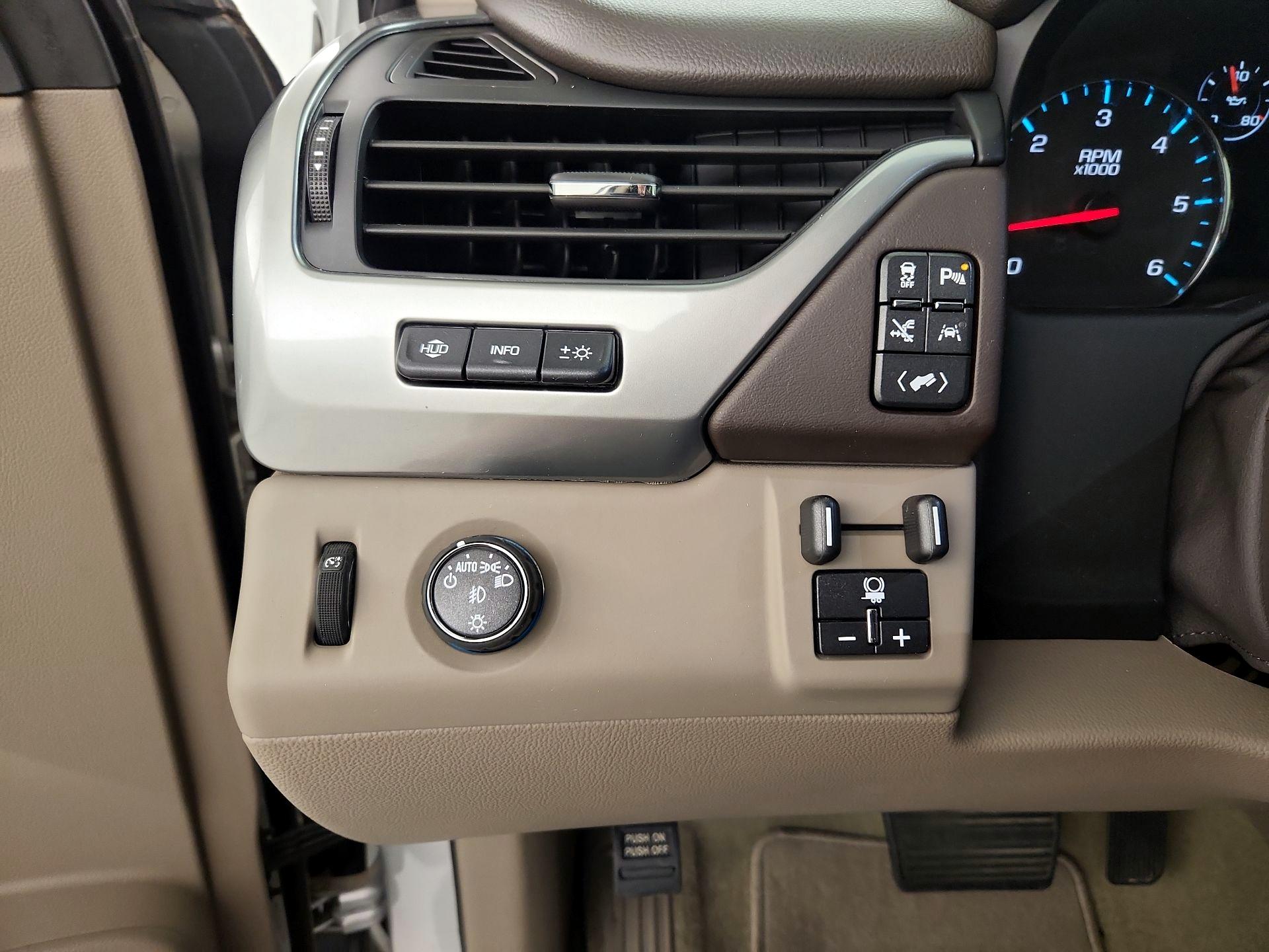 Thumbnail: 2018 Chevrolet Suburban - 13