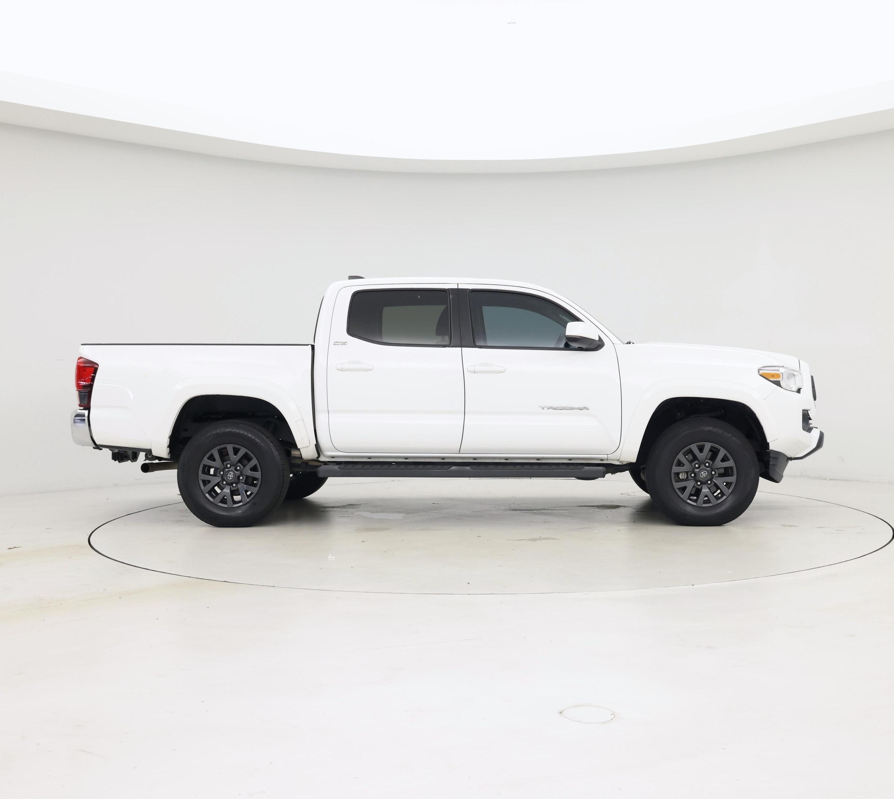 Thumbnail: 2021 Toyota Tacoma - 7