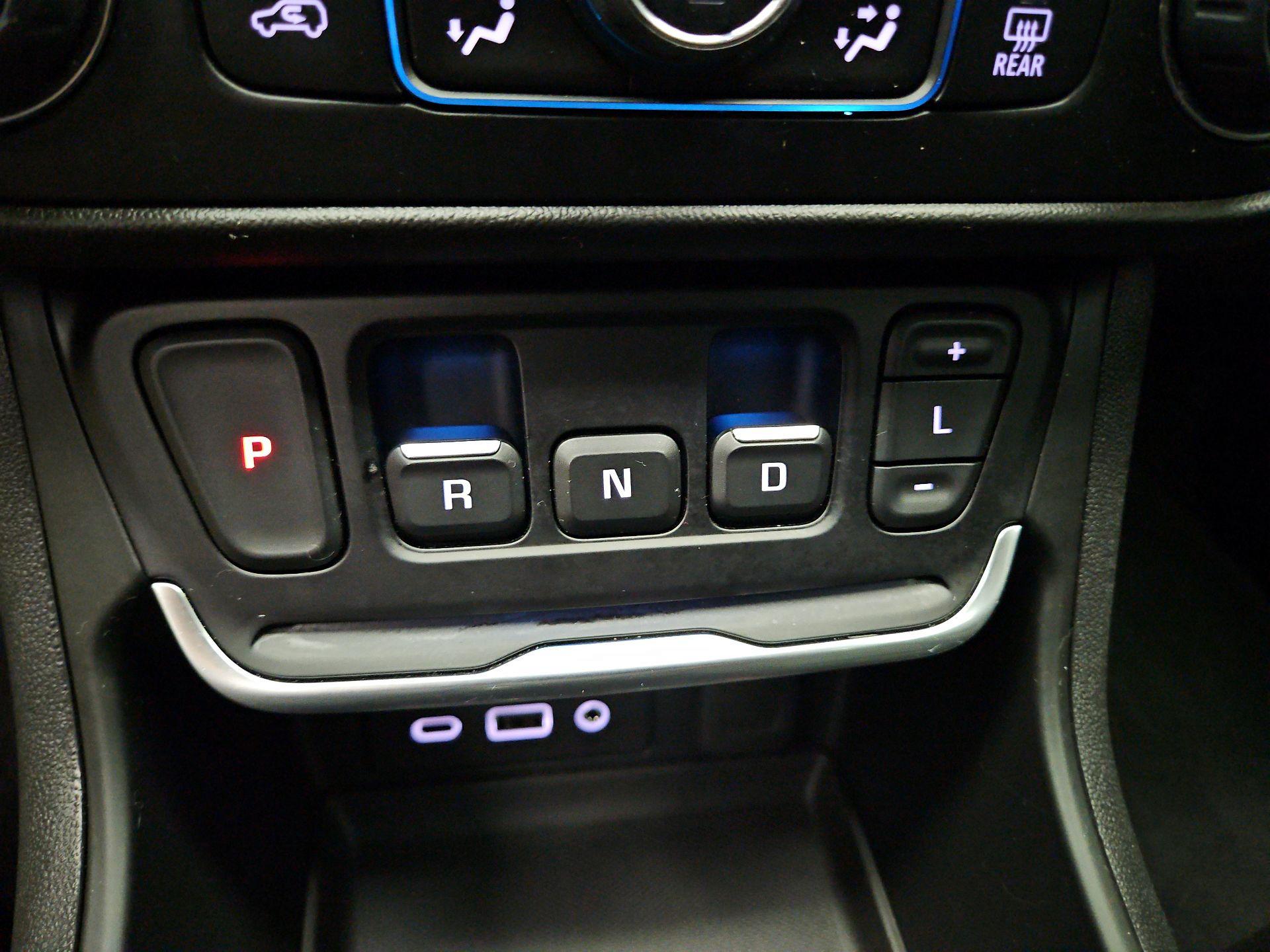 Thumbnail: 2020 GMC Terrain - 17