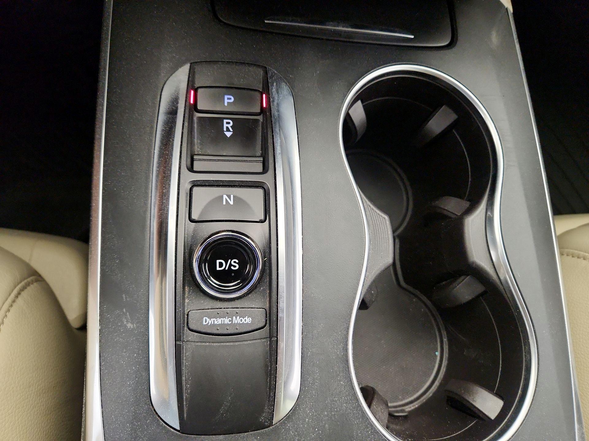 Thumbnail: 2018 Acura MDX - 17