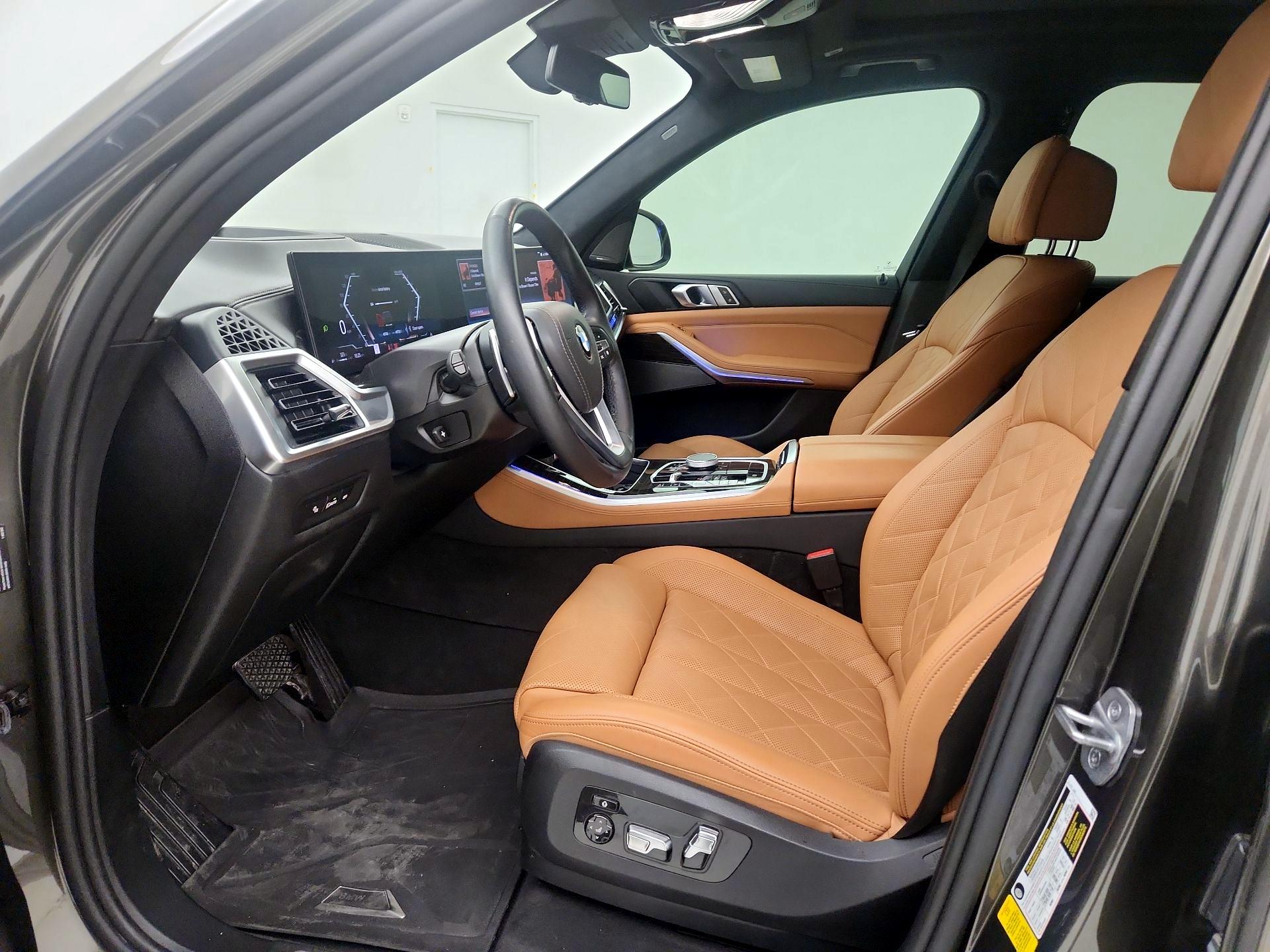 Thumbnail: 2024 BMW X5 - 11