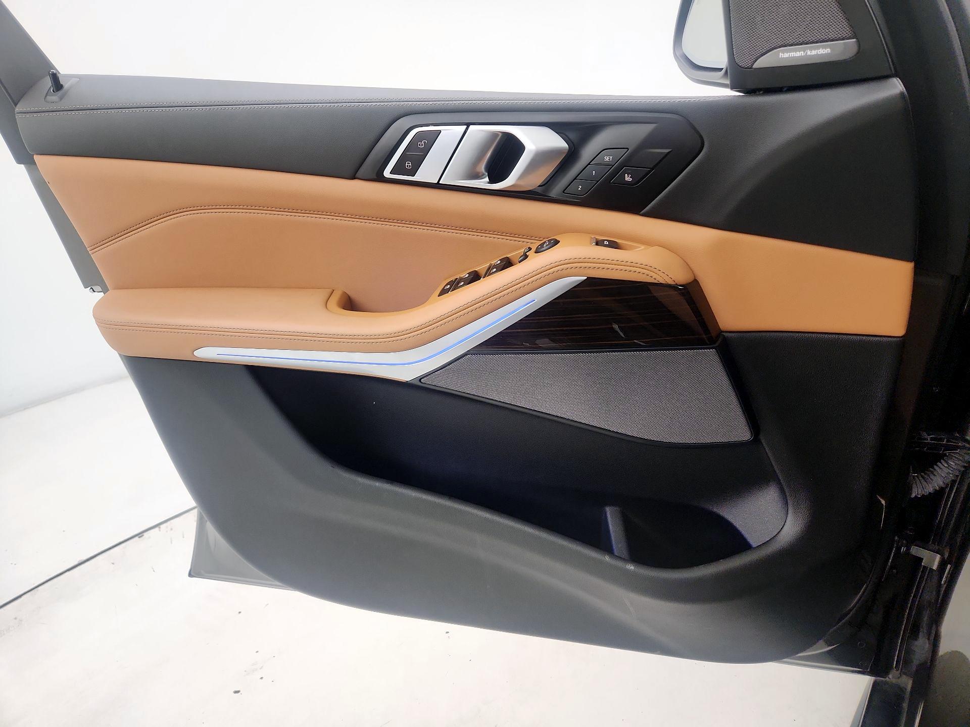 Thumbnail: 2024 BMW X5 - 12