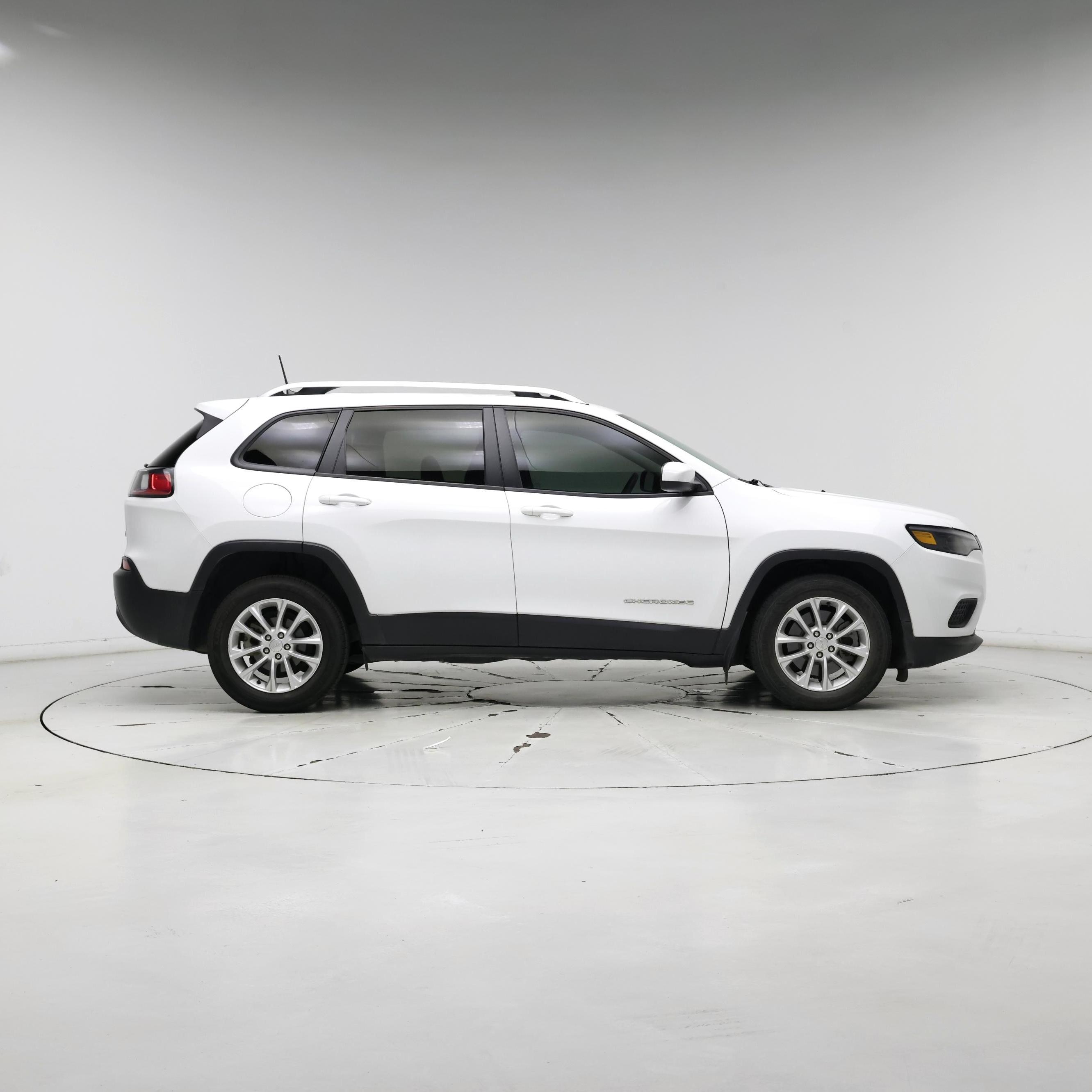 Thumbnail: 2020 Jeep Cherokee - 7