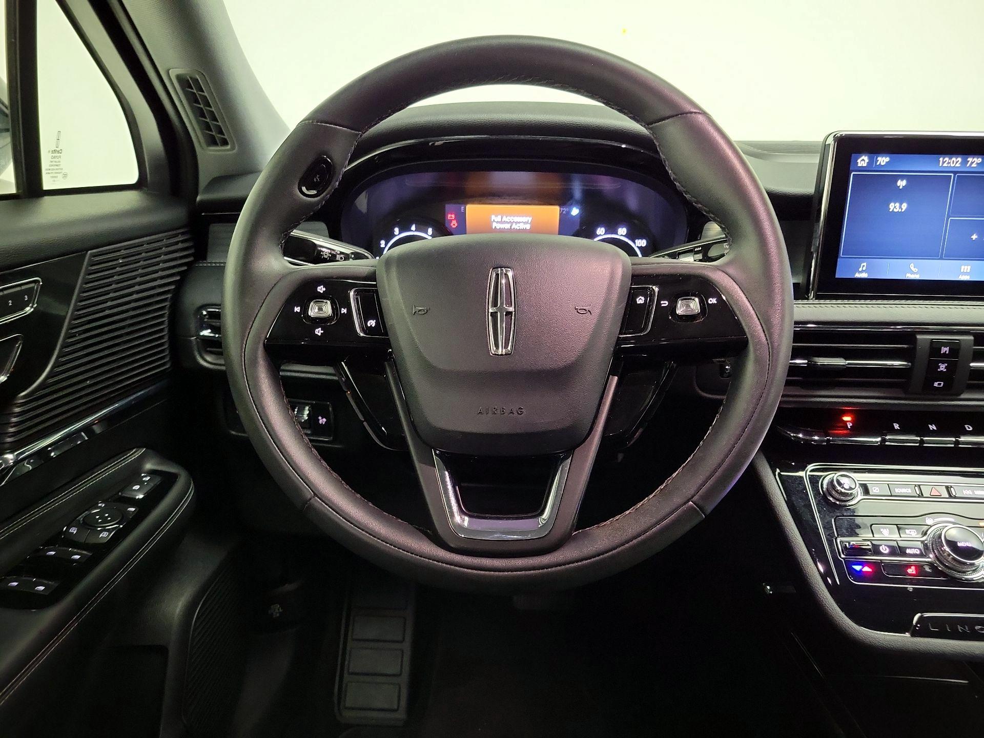 Thumbnail: 2022 Lincoln Corsair - 10