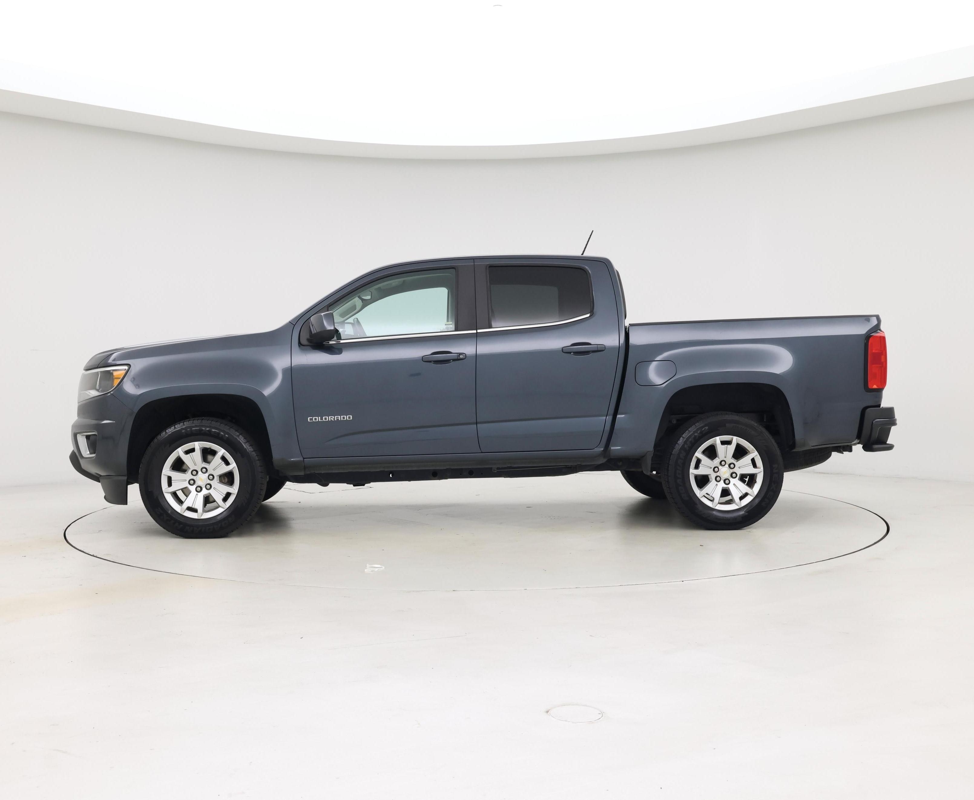 Thumbnail: 2019 Chevrolet Colorado - 3