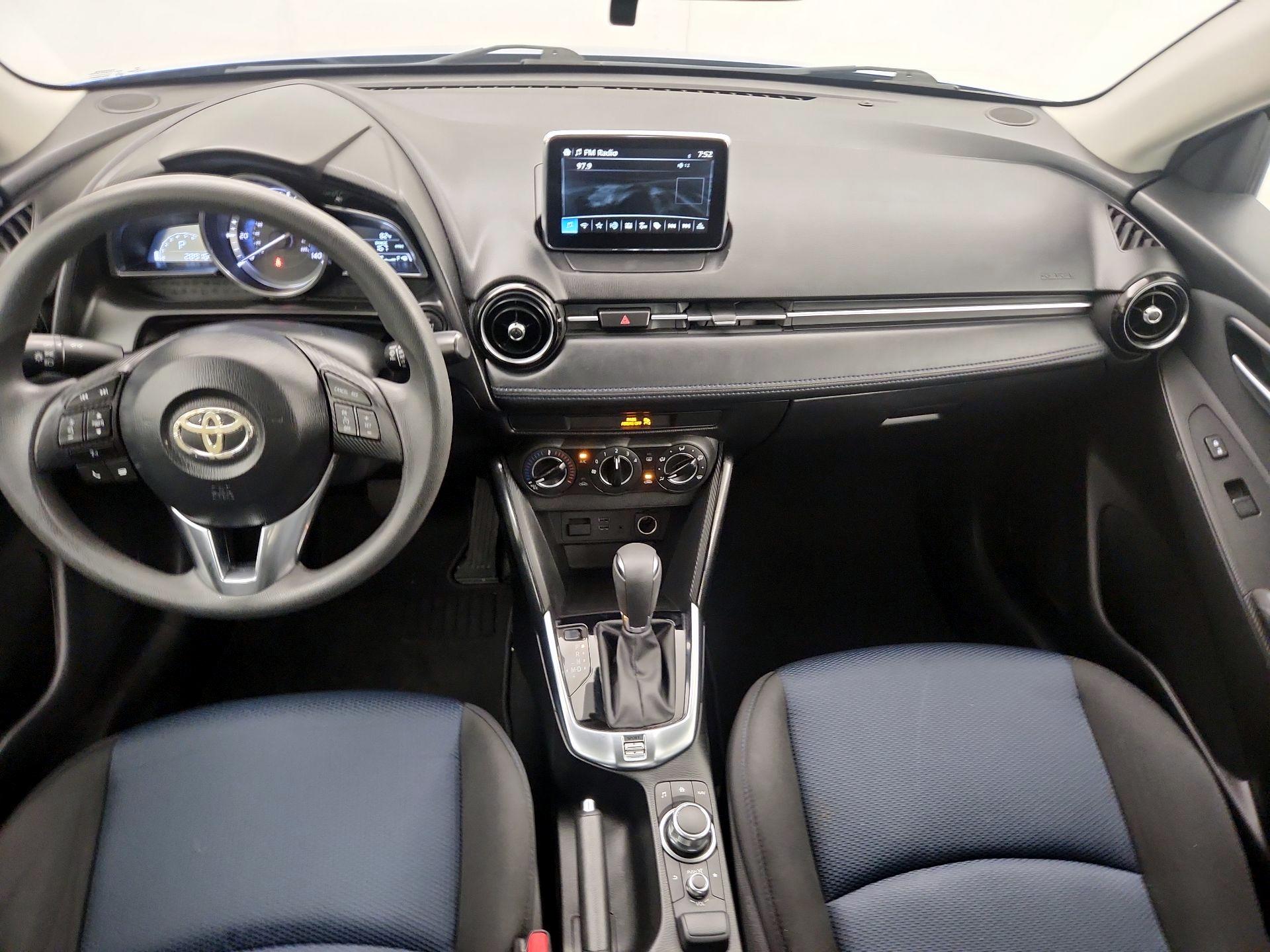 Thumbnail: 2018 Toyota Yaris iA - 9