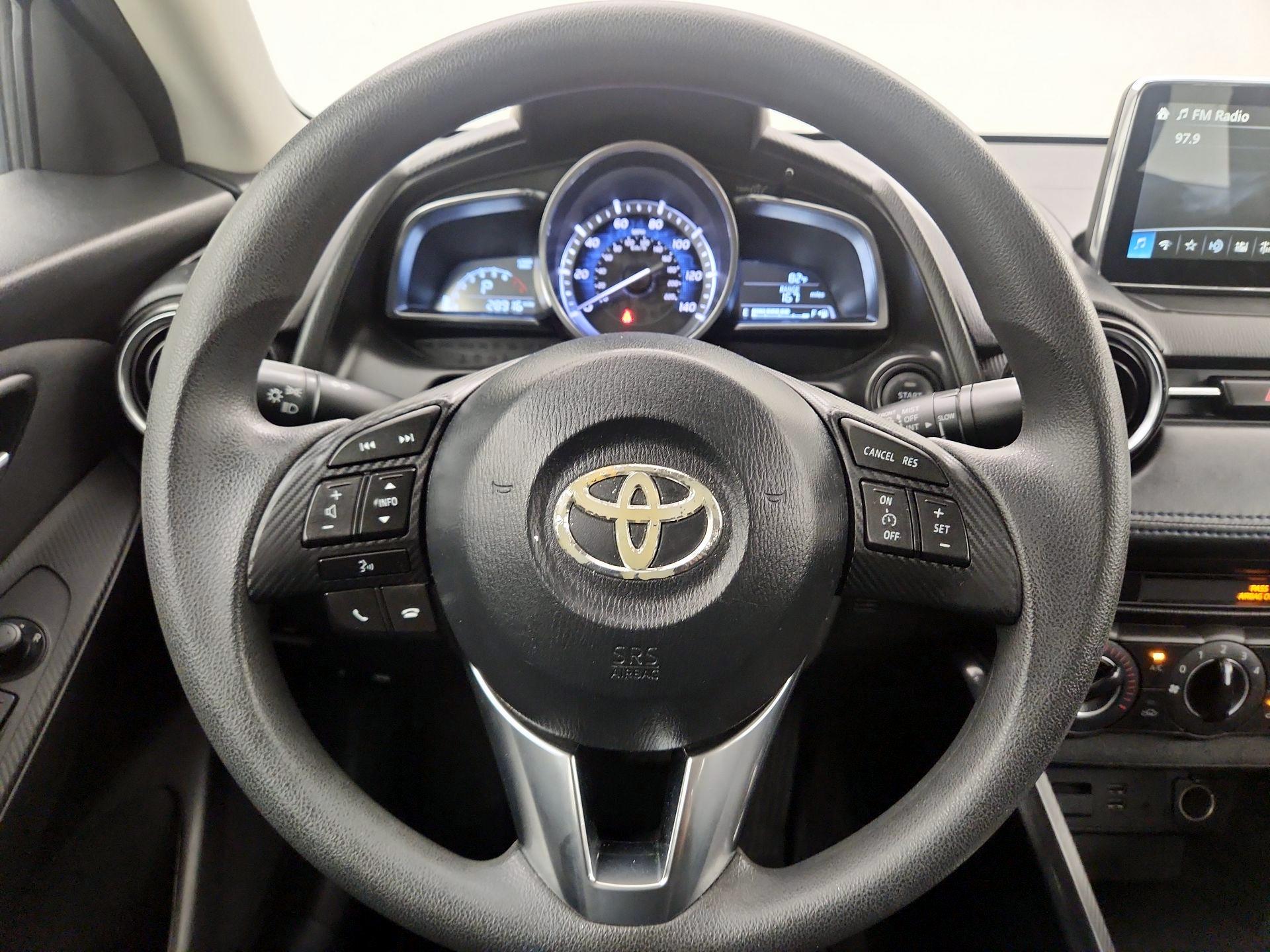 Thumbnail: 2018 Toyota Yaris iA - 10
