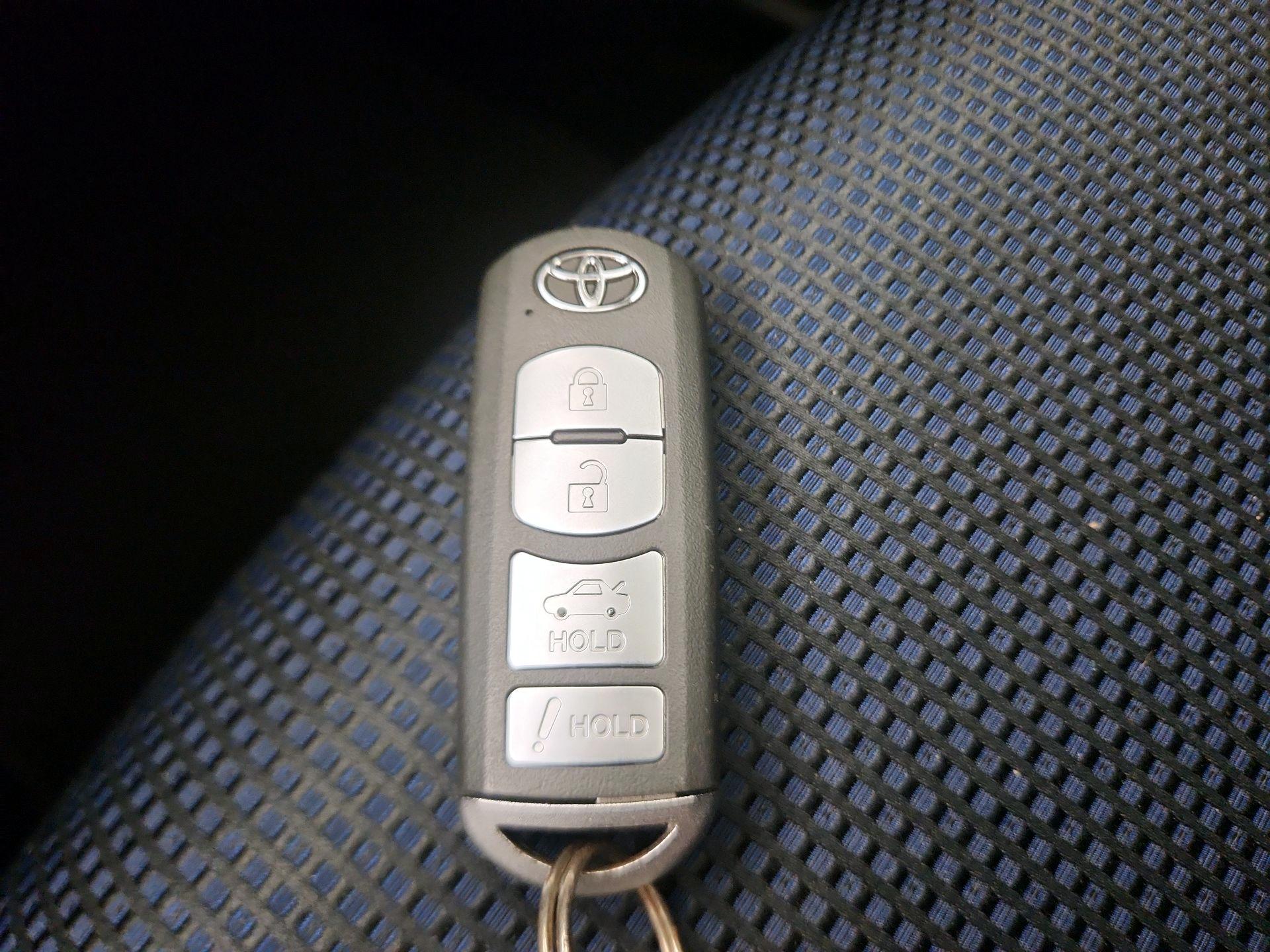 Thumbnail: 2018 Toyota Yaris iA - 18