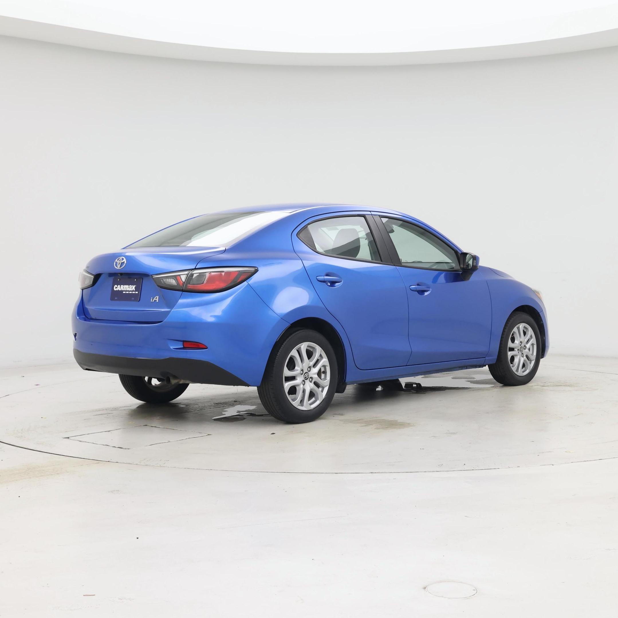 Thumbnail: 2018 Toyota Yaris iA - 8