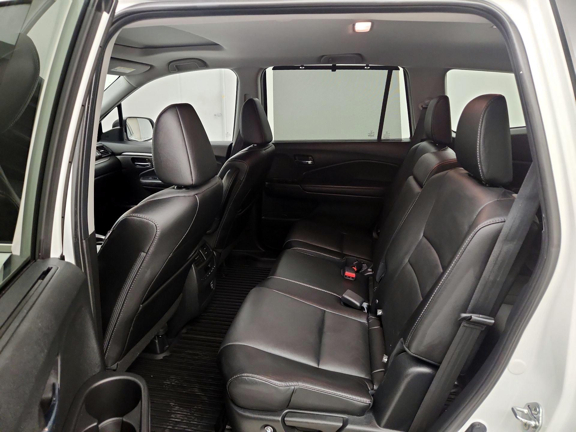 Thumbnail: 2021 Honda Pilot - 18