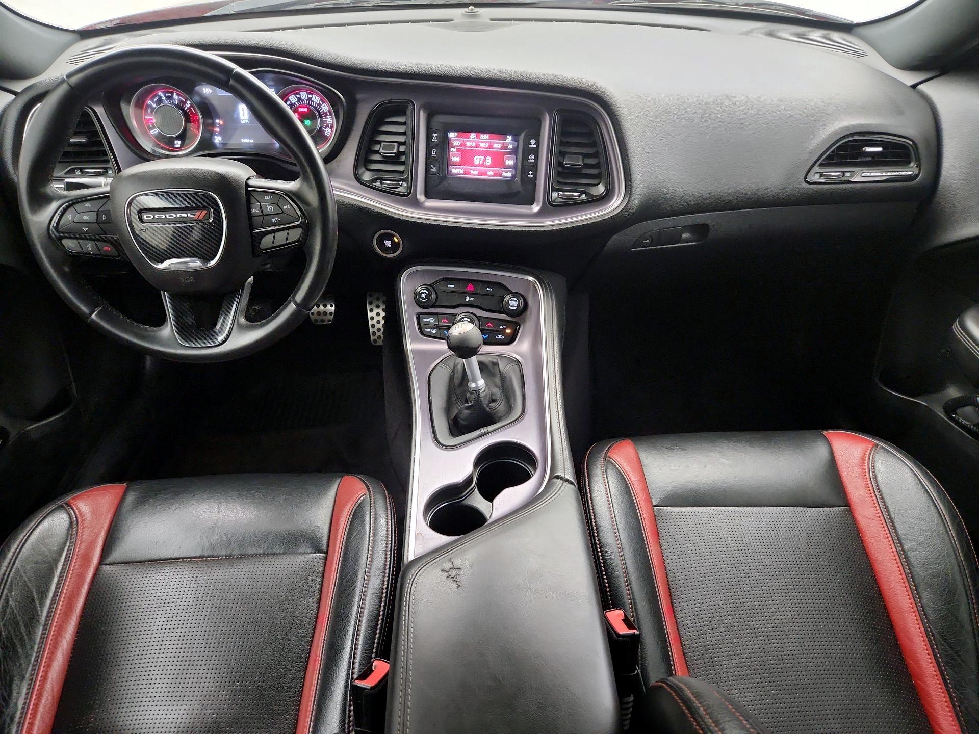 Thumbnail: 2016 Dodge Challenger - 9