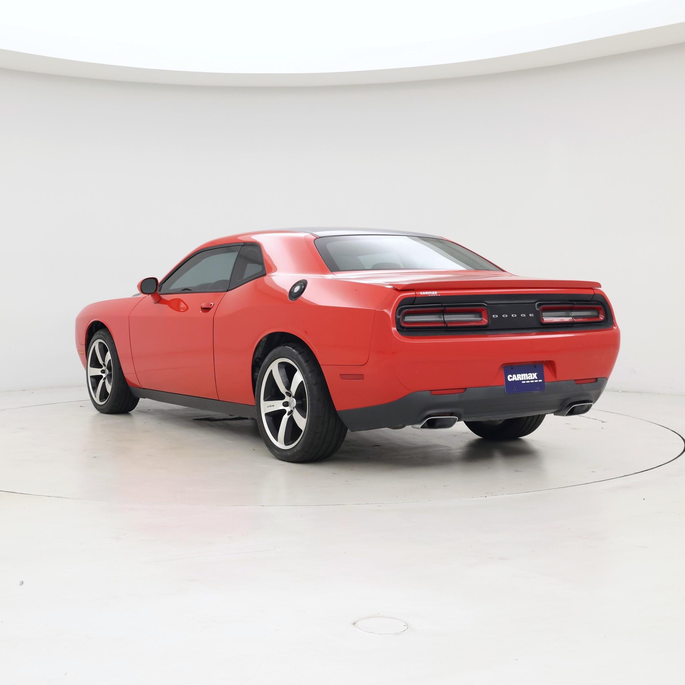 Thumbnail: 2016 Dodge Challenger - 2