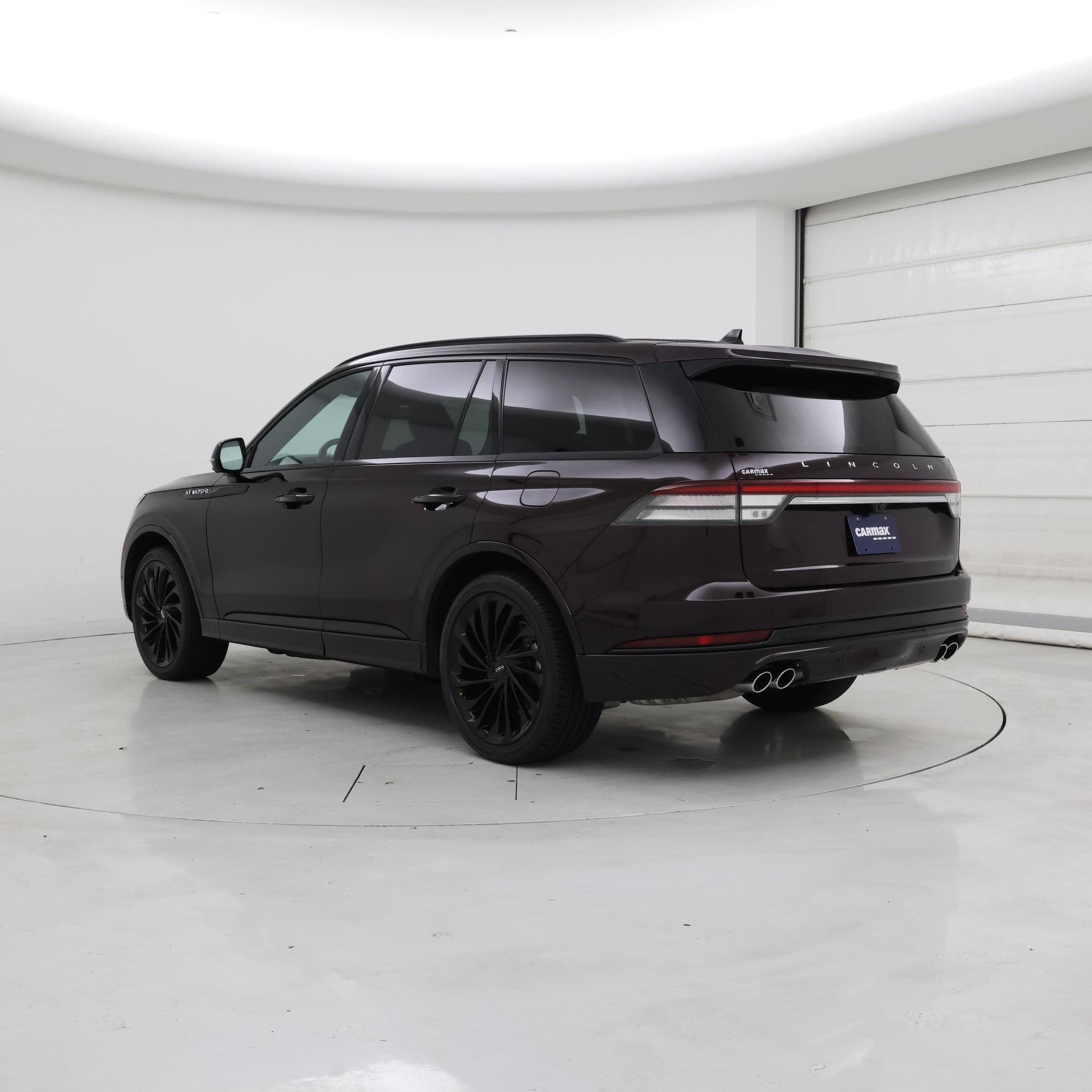 Thumbnail: 2023 Lincoln Aviator - 2