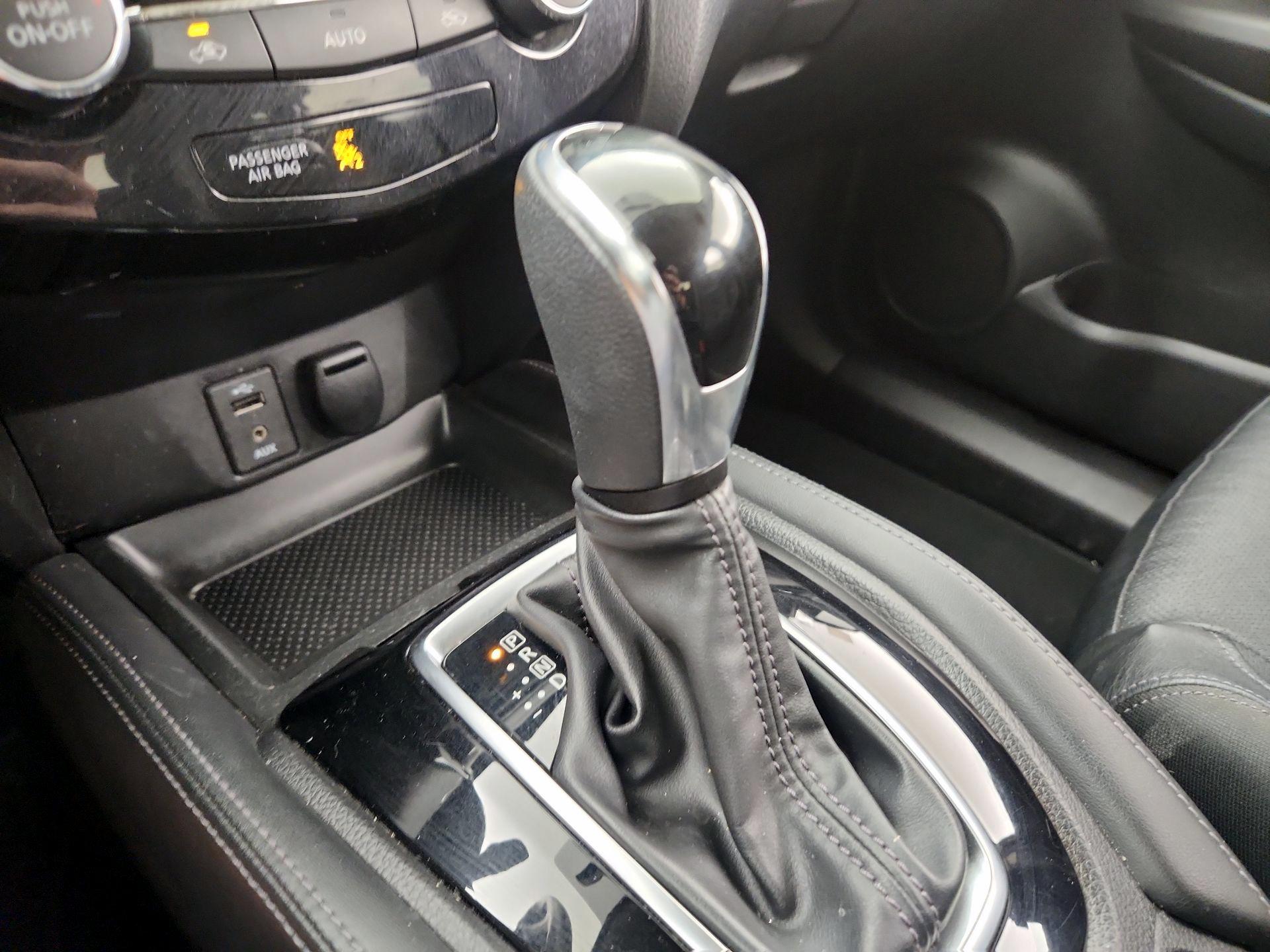 Thumbnail: 2018 Nissan Rogue Sport - 18