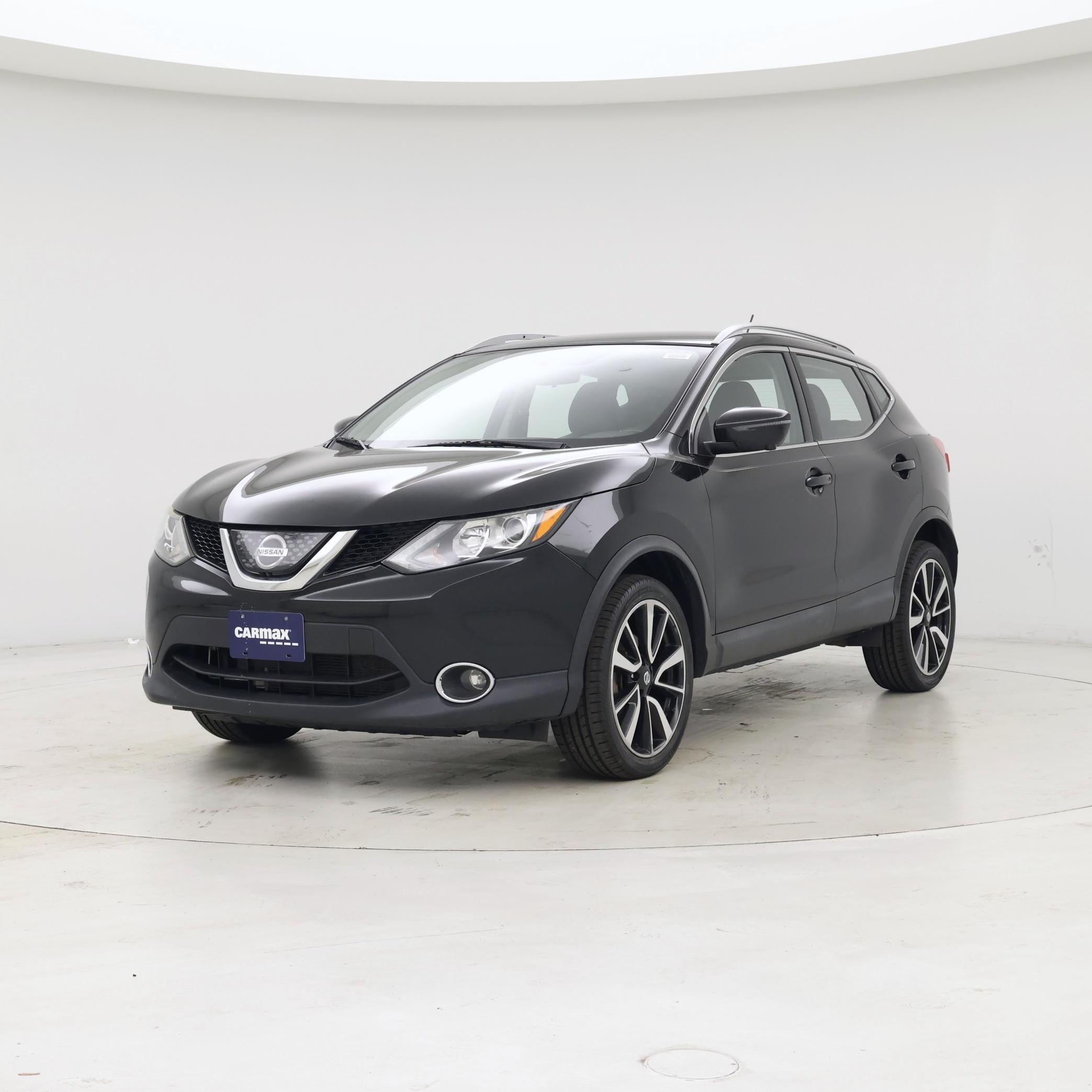 Thumbnail: 2018 Nissan Rogue Sport - 4