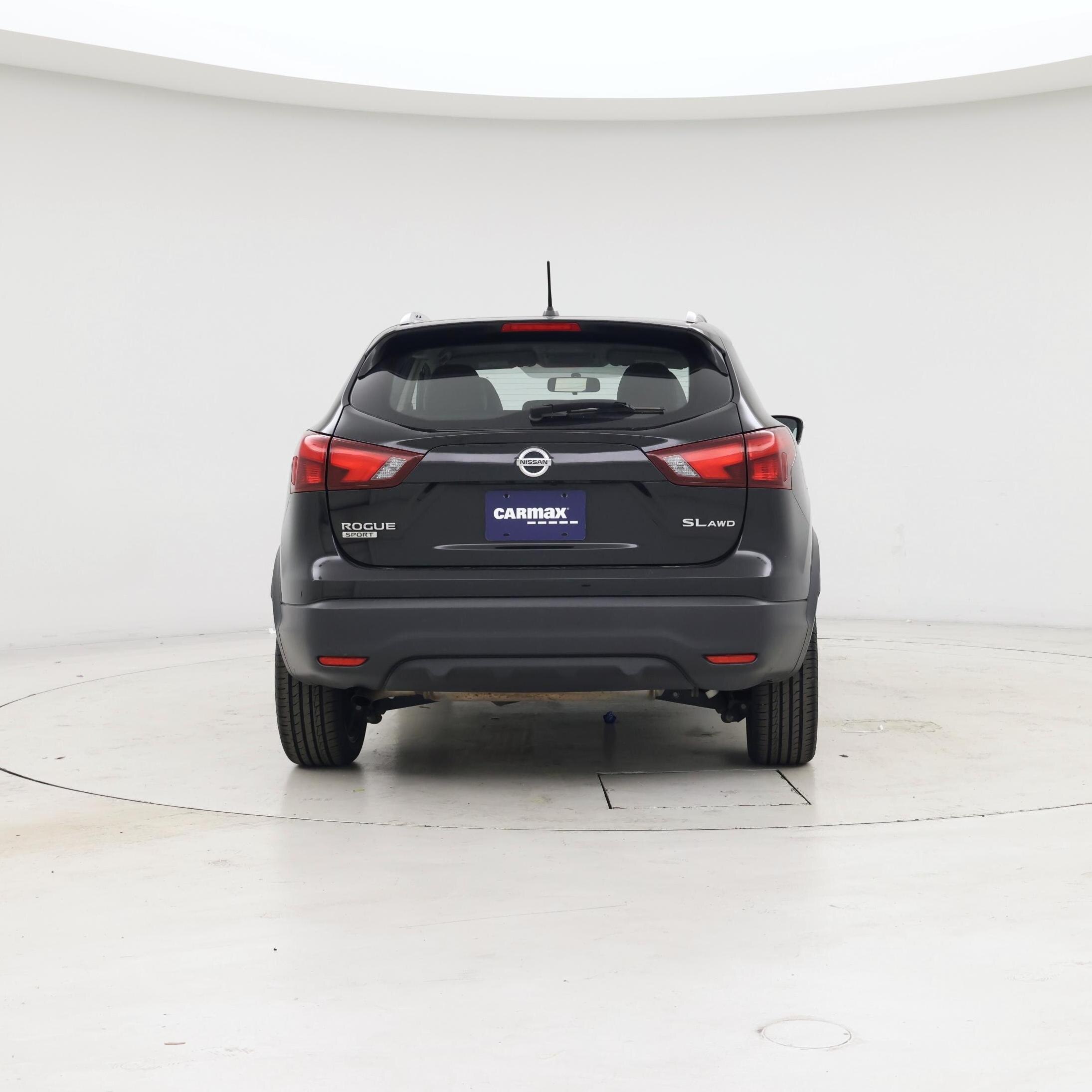 Thumbnail: 2018 Nissan Rogue Sport - 6