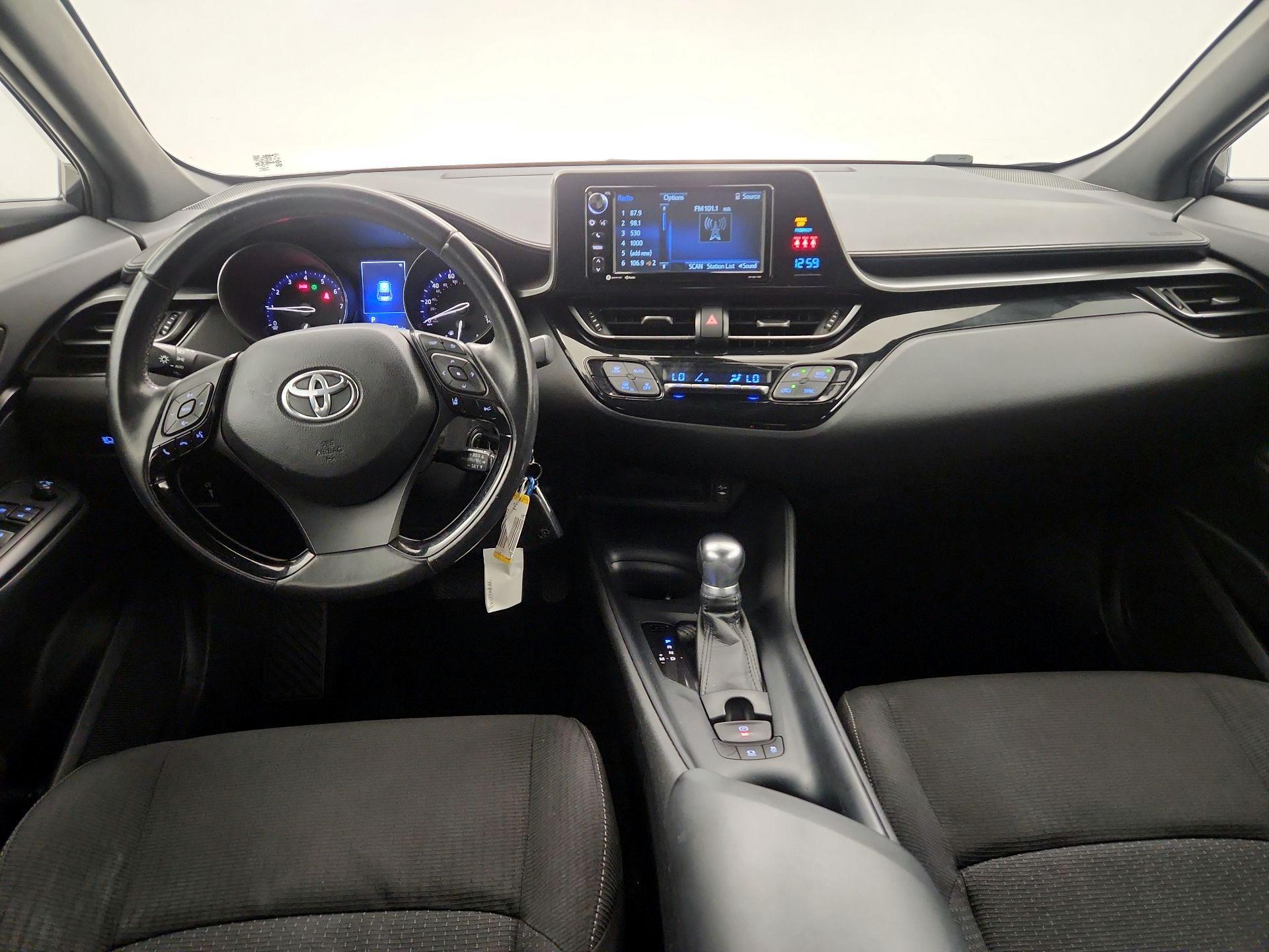 Thumbnail: 2018 Toyota C-HR - 9