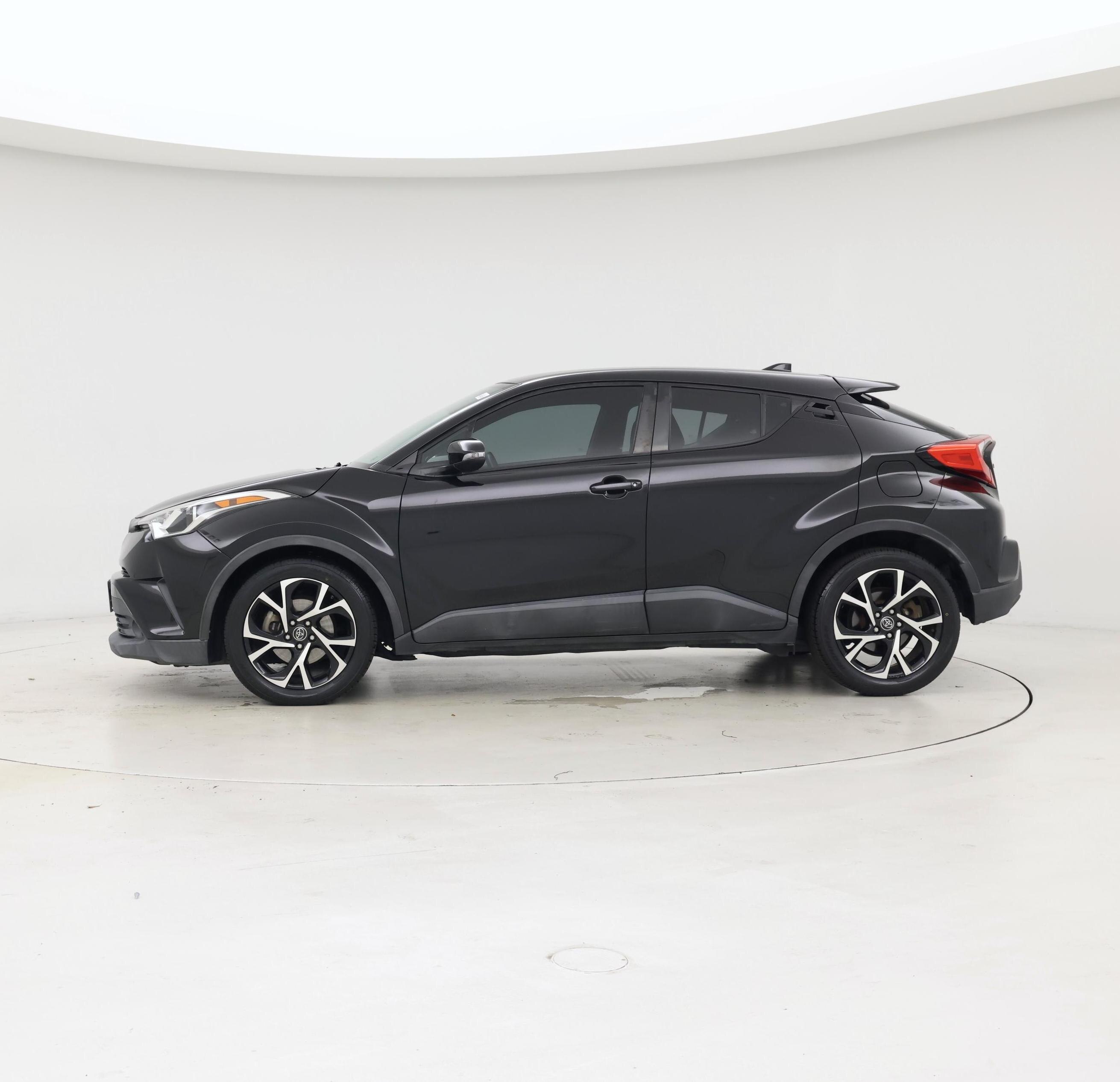 Thumbnail: 2018 Toyota C-HR - 3