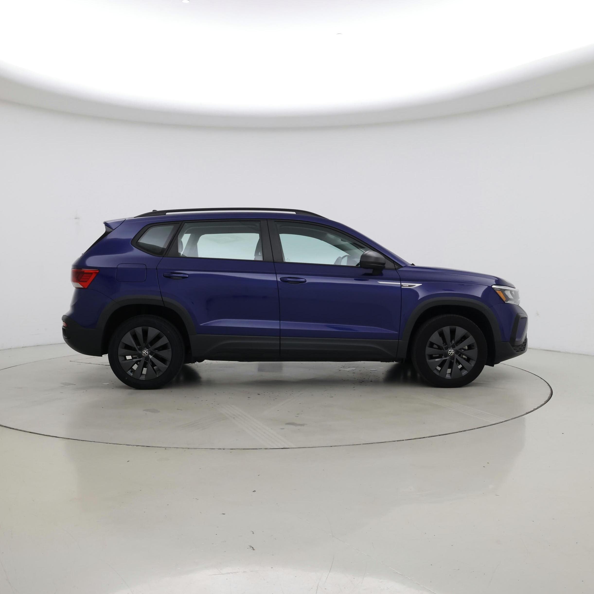 Thumbnail: 2022 Volkswagen Taos - 7