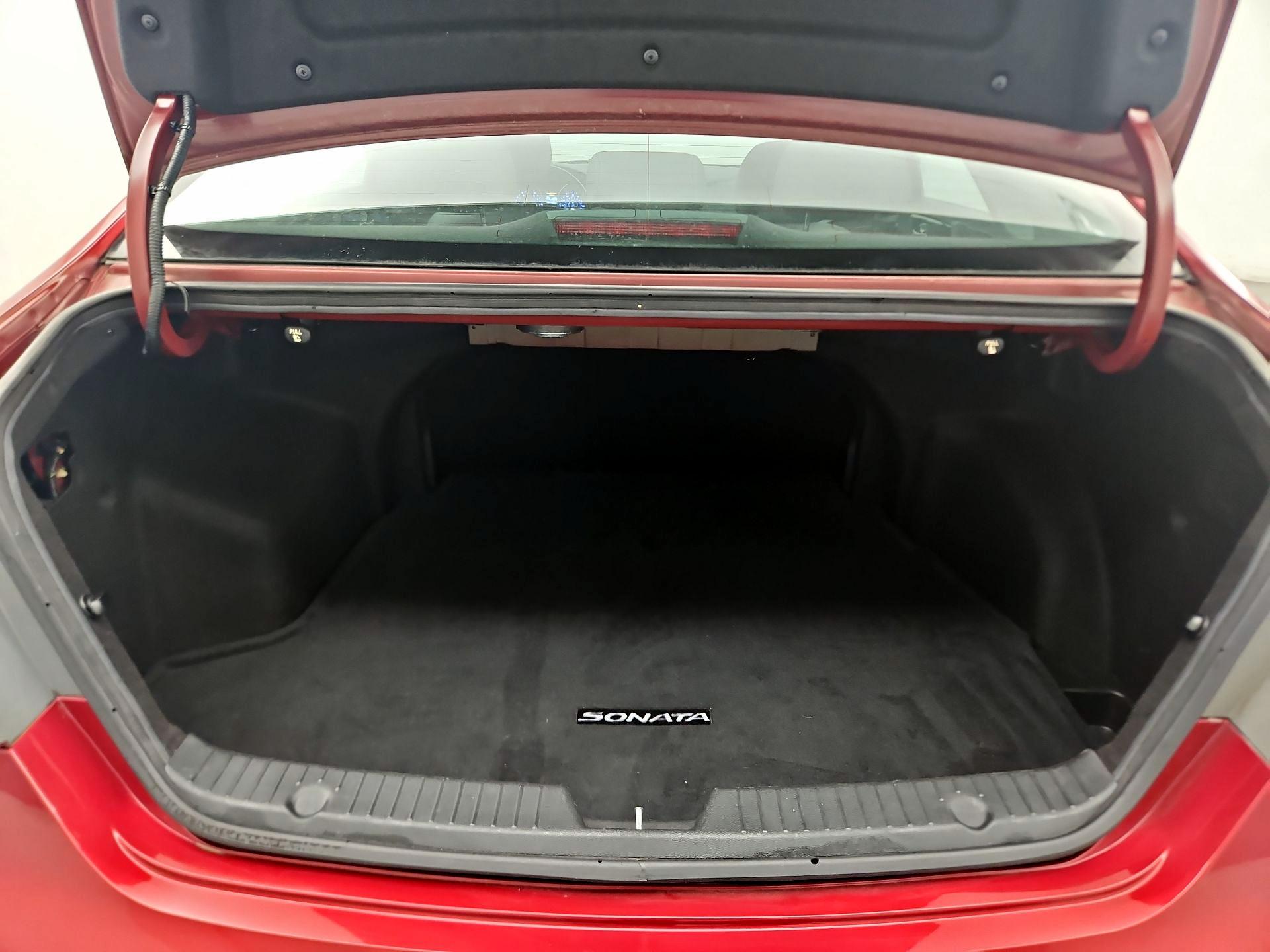 Thumbnail: 2014 Hyundai Sonata - 20