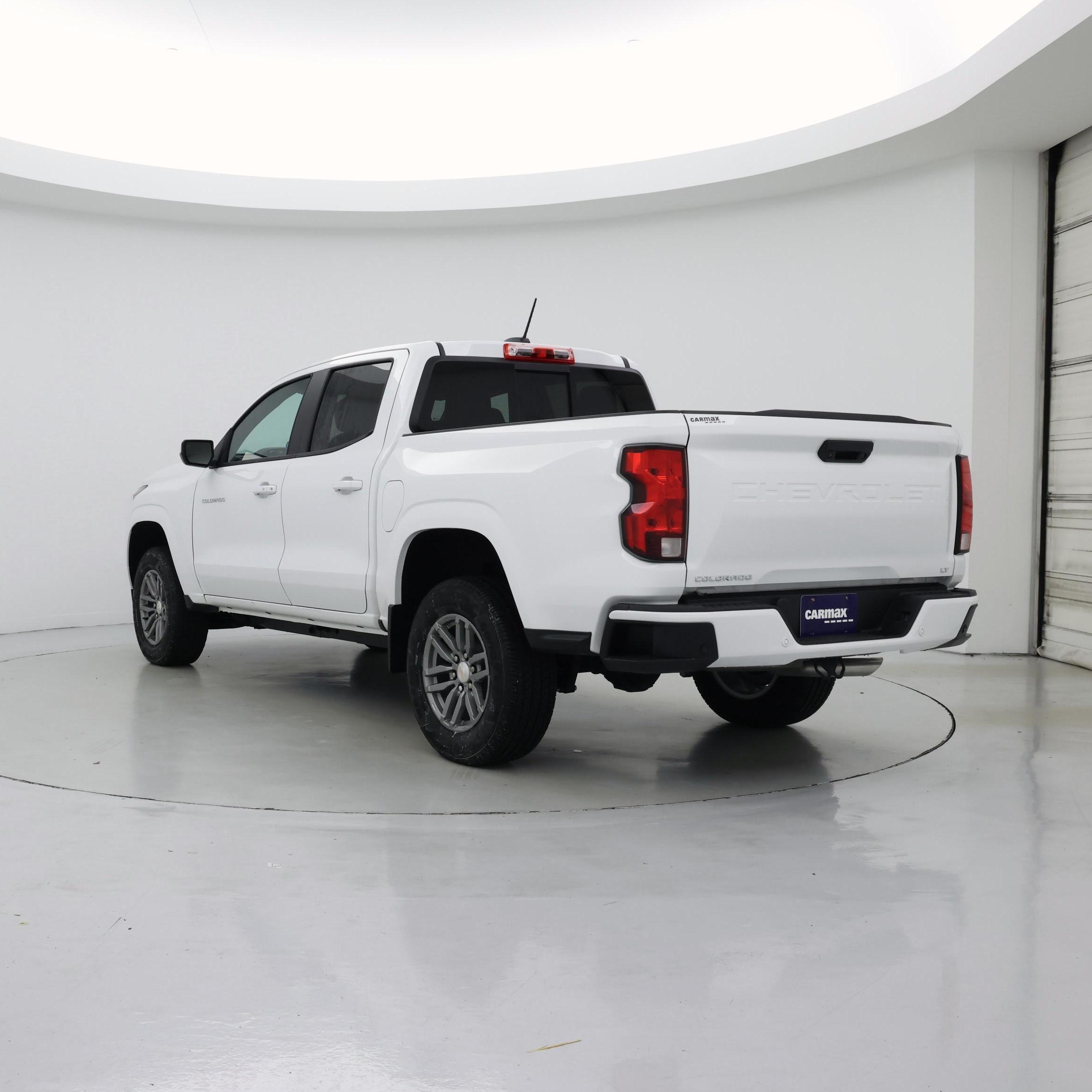 Thumbnail: 2024 Chevrolet Colorado - 2