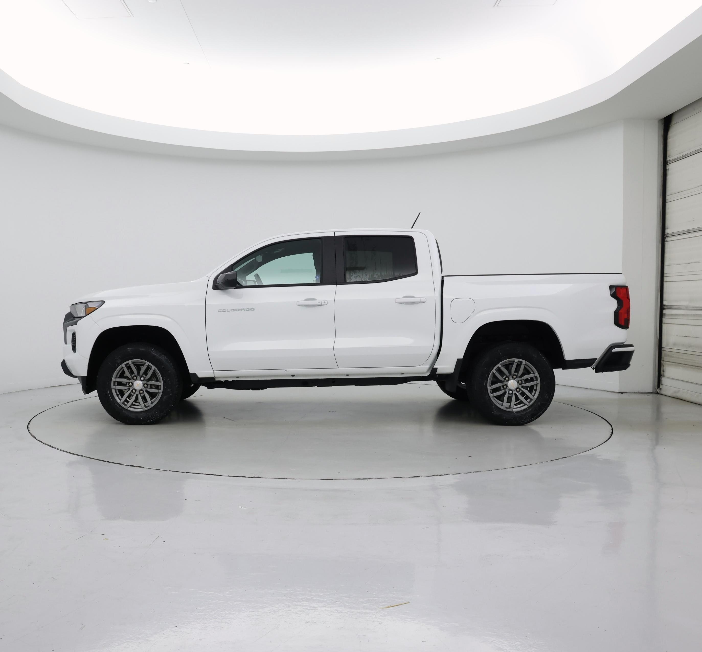 Thumbnail: 2024 Chevrolet Colorado - 3