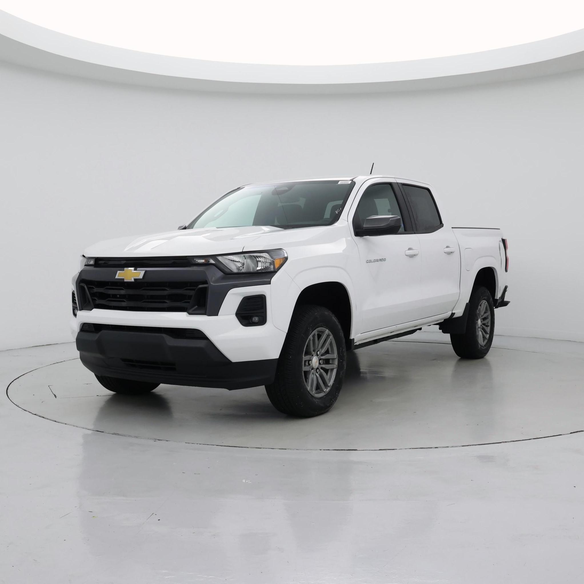 Thumbnail: 2024 Chevrolet Colorado - 4