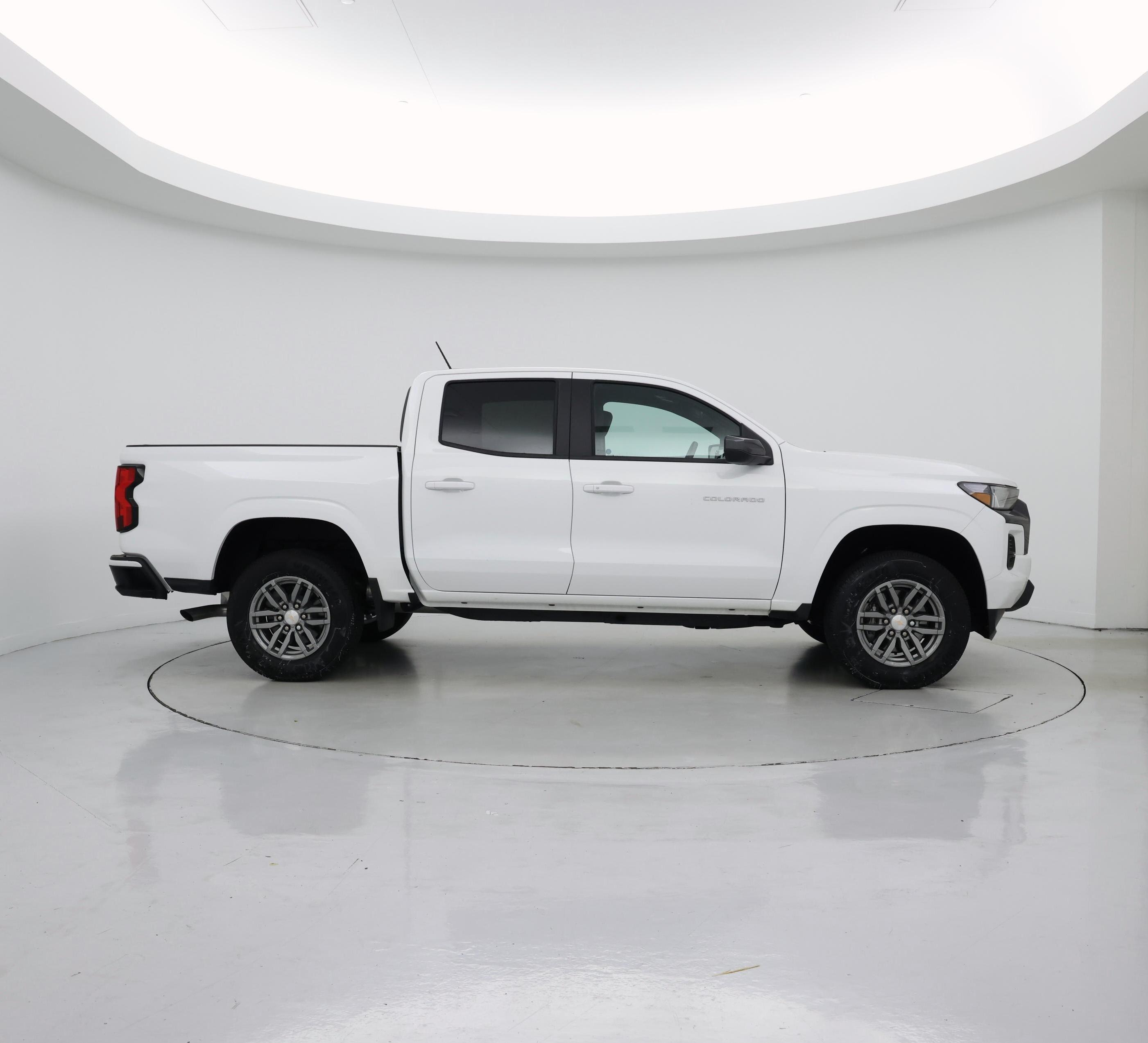 Thumbnail: 2024 Chevrolet Colorado - 7