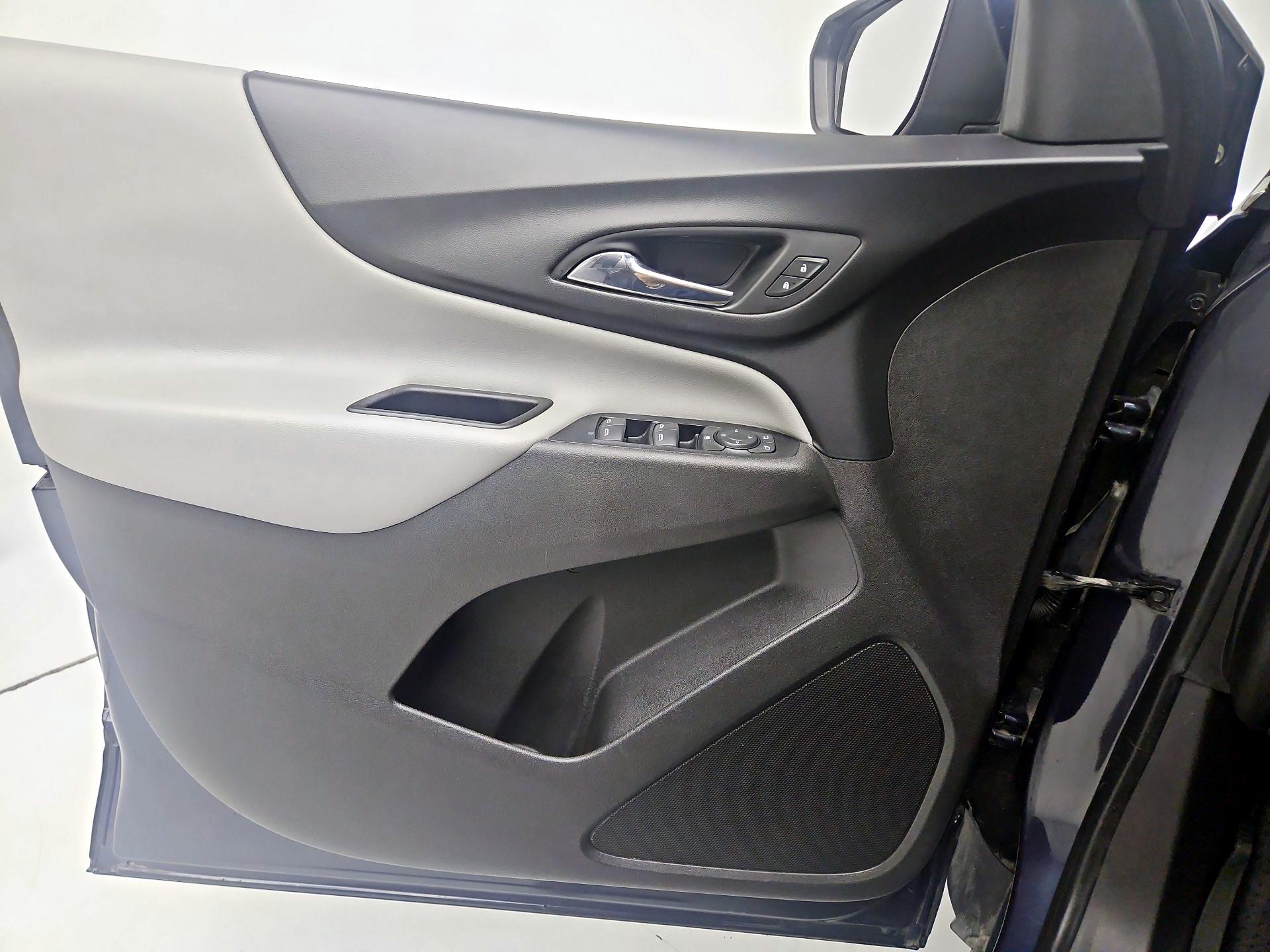 Thumbnail: 2019 Chevrolet Equinox - 12