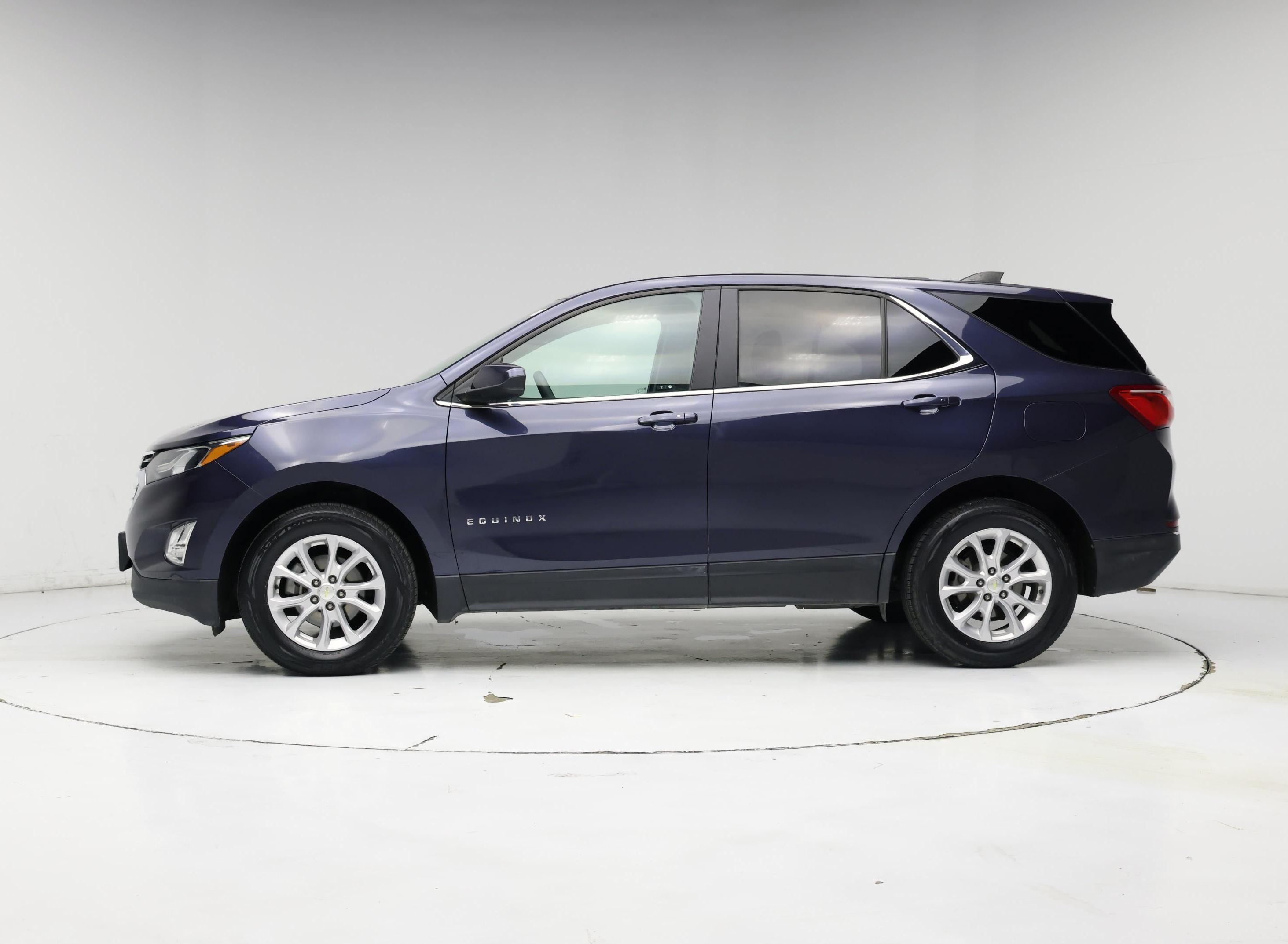 Thumbnail: 2019 Chevrolet Equinox - 3