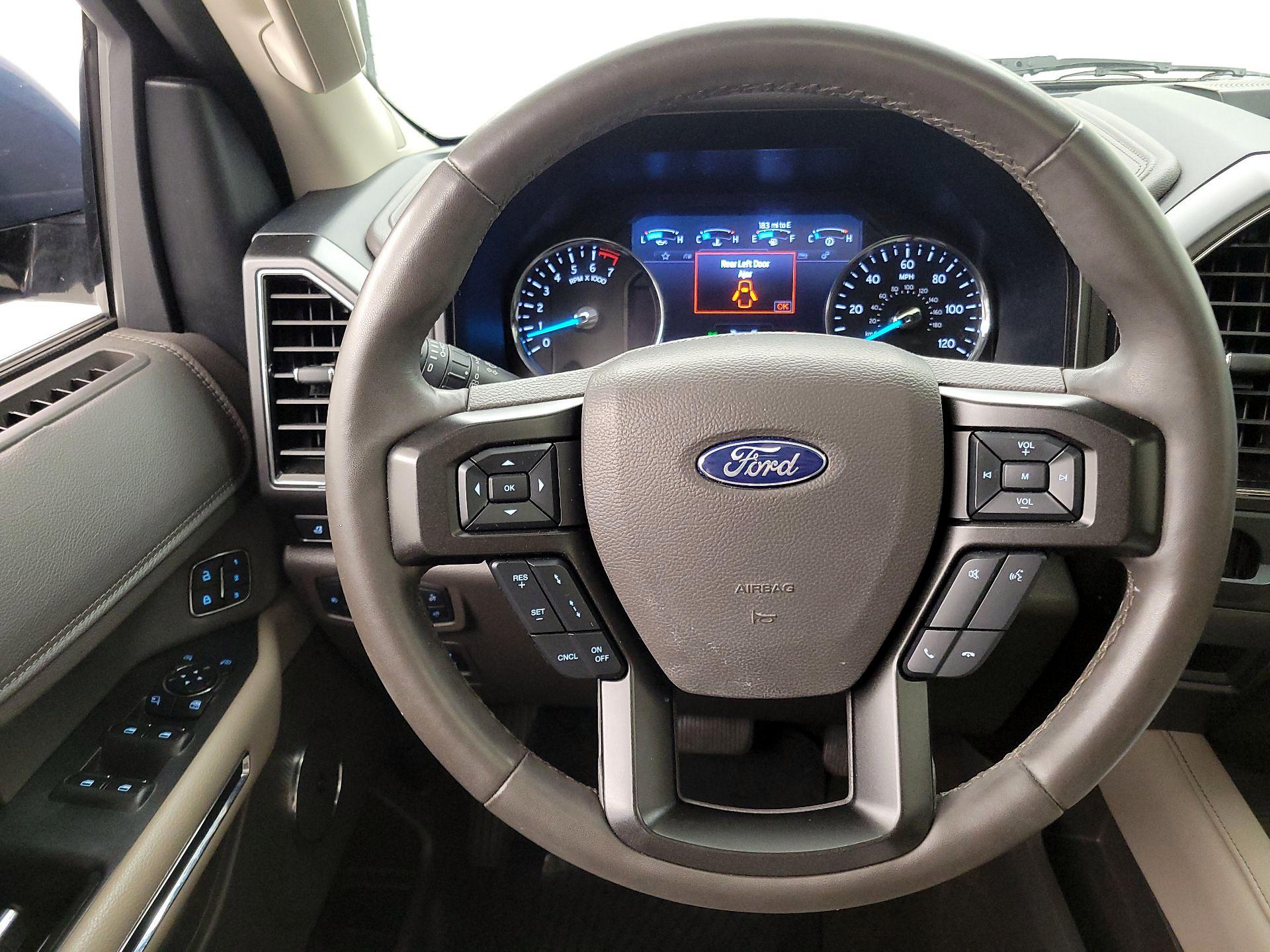 Thumbnail: 2020 Ford Expedition - 10