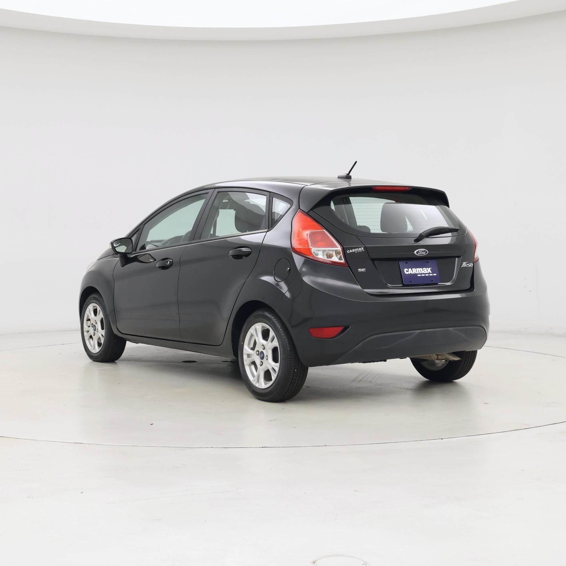 Thumbnail: 2015 Ford Fiesta - 2