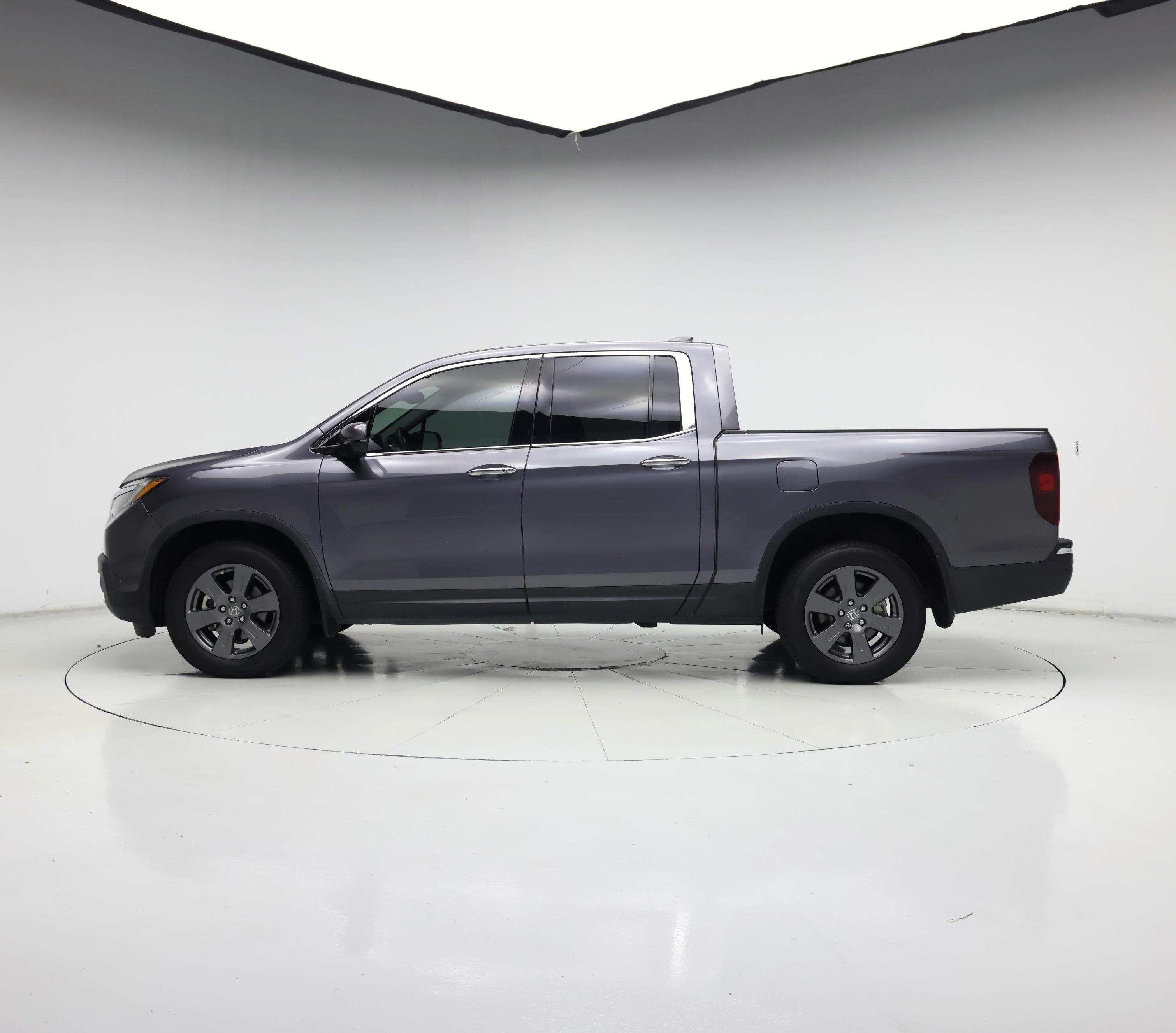 Thumbnail: 2020 Honda Ridgeline - 3