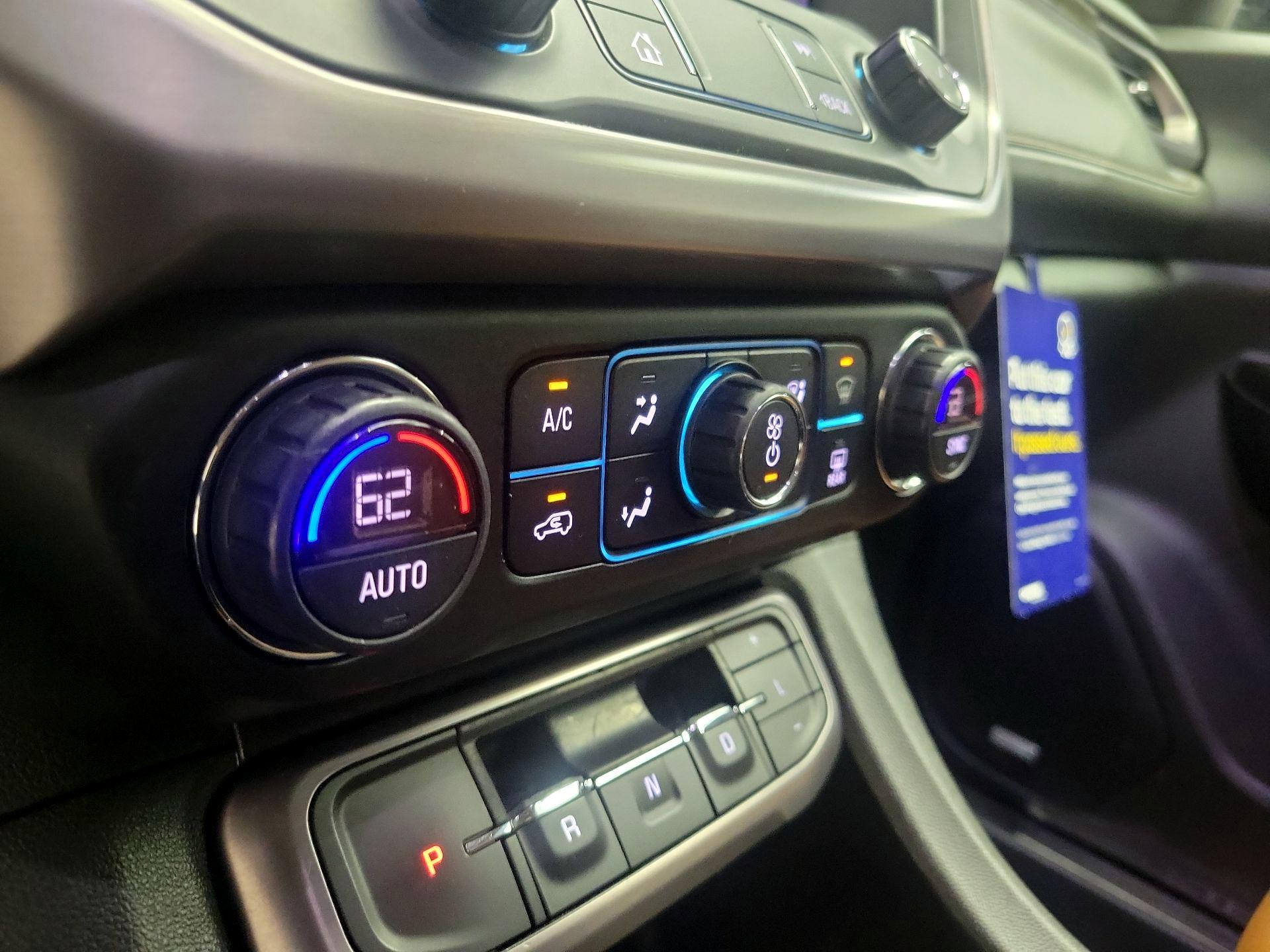 Thumbnail: 2020 GMC Acadia - 17