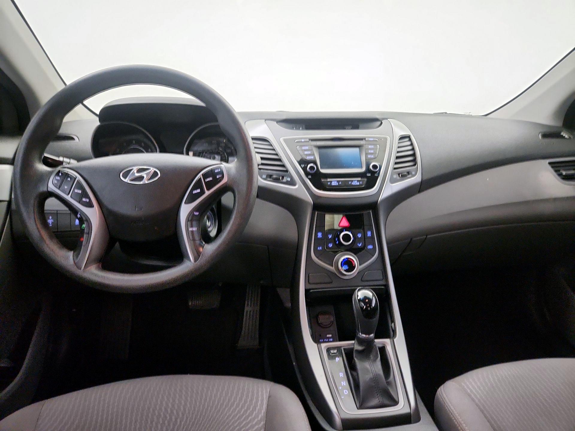 Thumbnail: 2016 Hyundai Elantra - 9