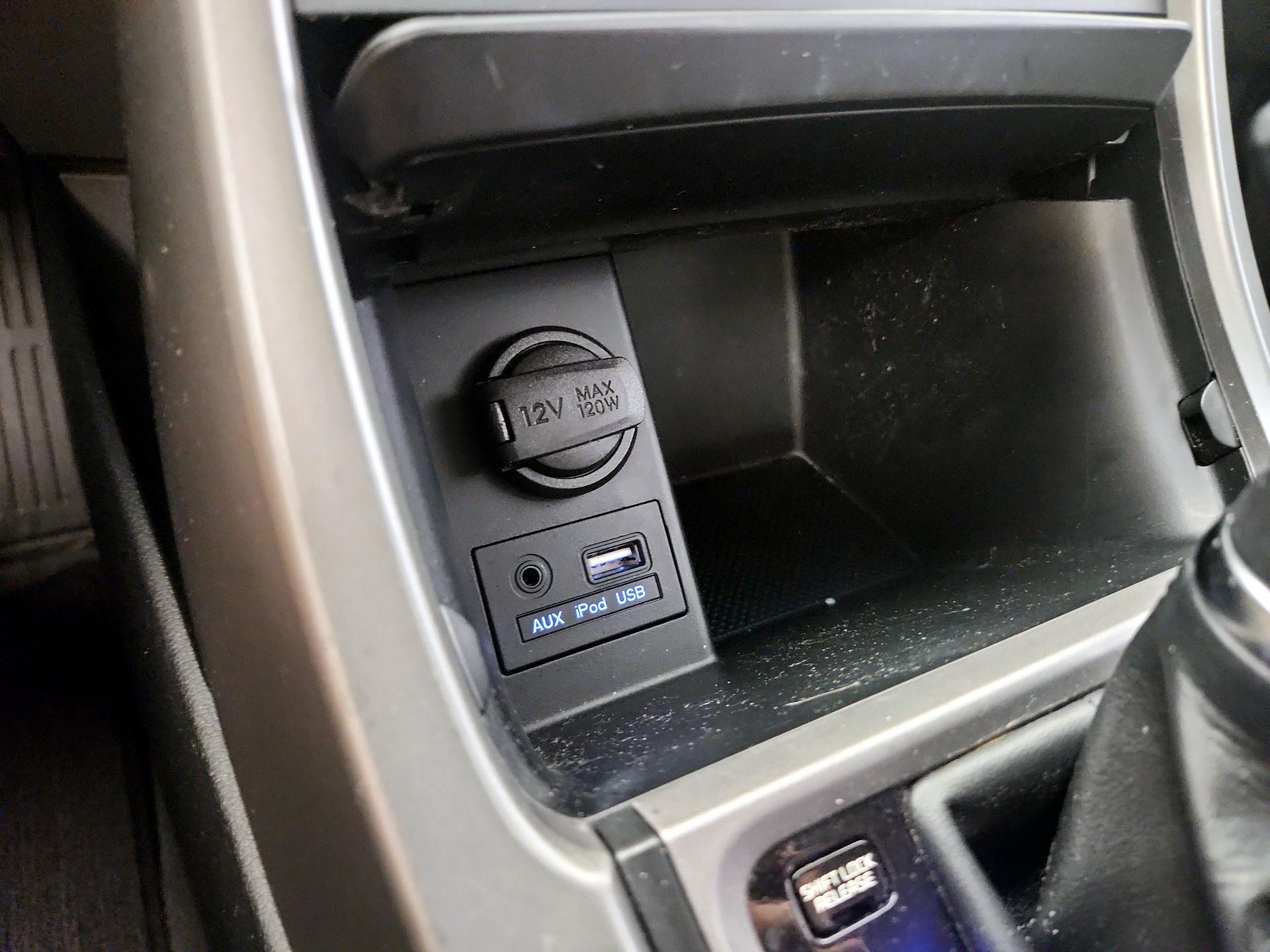 Thumbnail: 2016 Hyundai Elantra - 18