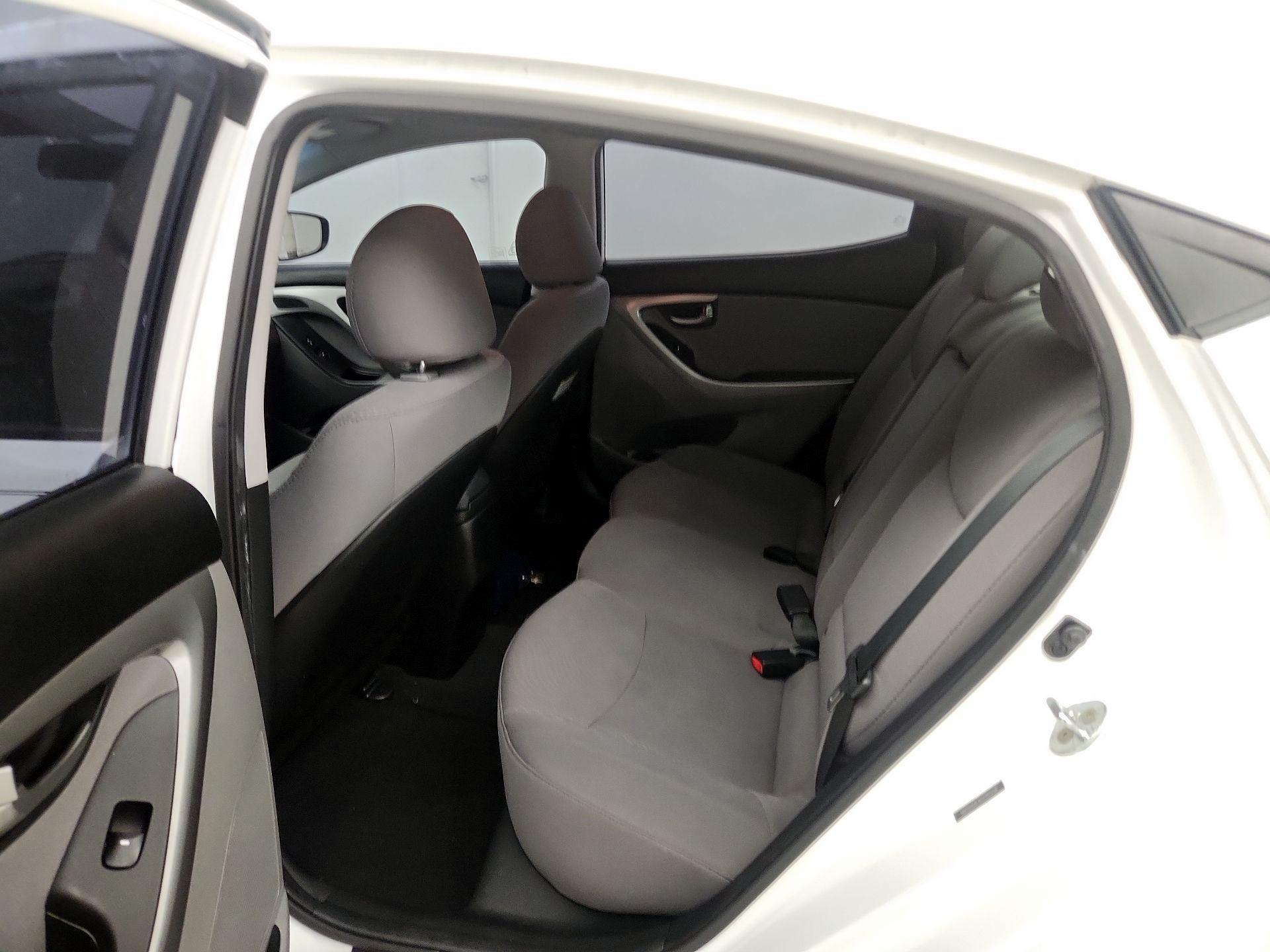 Thumbnail: 2016 Hyundai Elantra - 19