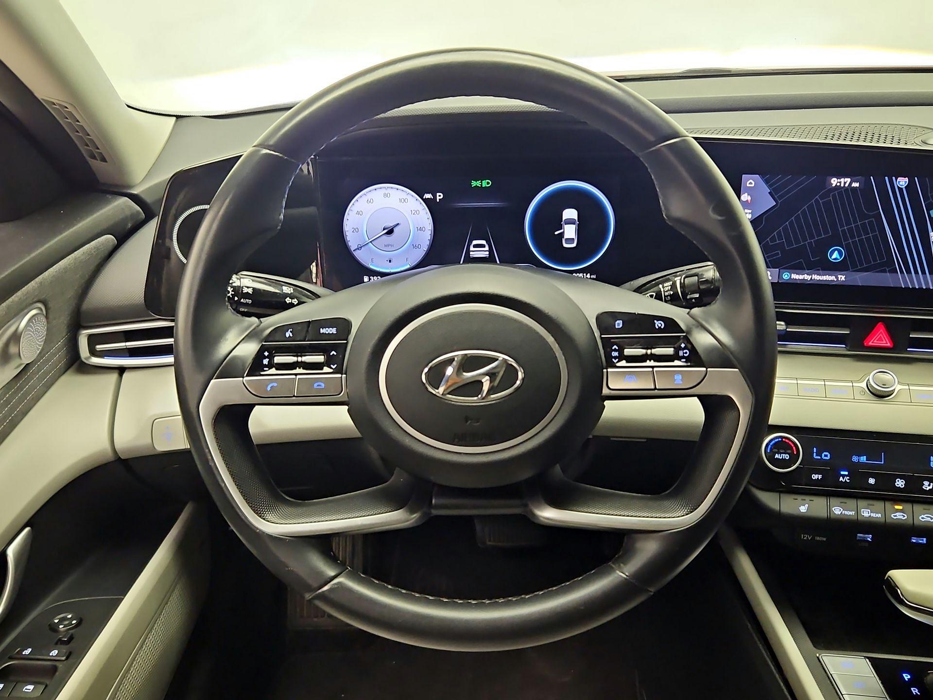 Thumbnail: 2023 Hyundai Elantra - 10