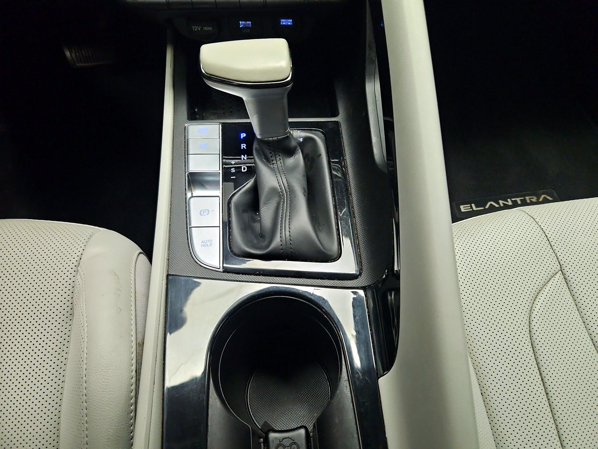 Thumbnail: 2023 Hyundai Elantra - 18