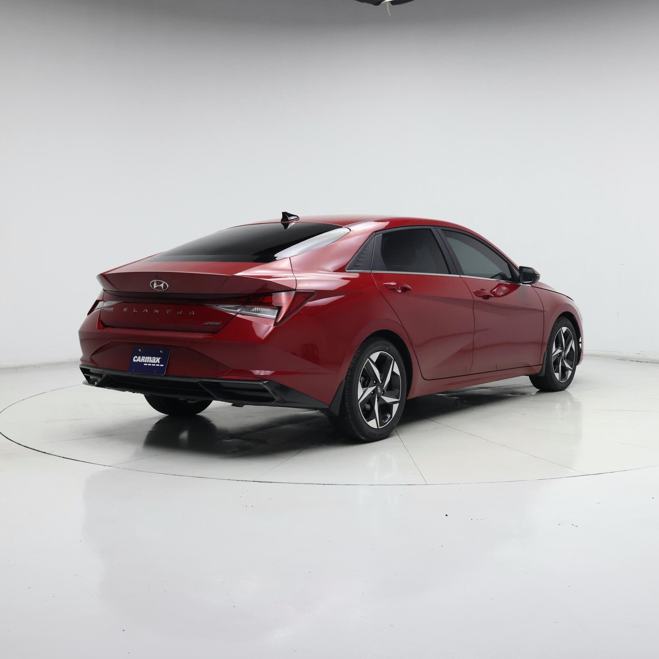 Thumbnail: 2023 Hyundai Elantra - 8